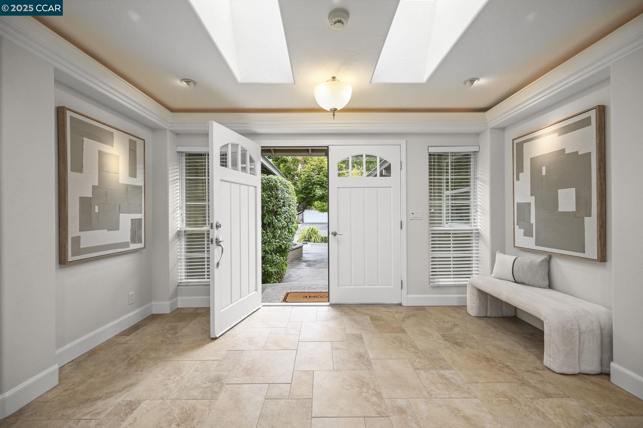Detail Gallery Image 8 of 58 For 34 Willowview Ct, Danville,  CA 94526 - 4 Beds | 2/1 Baths
