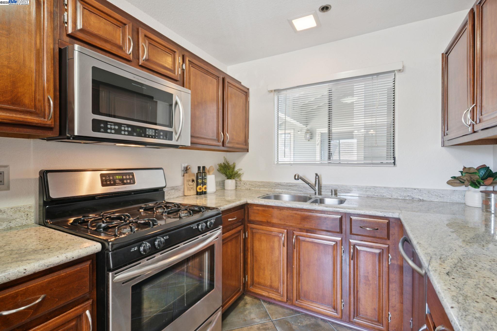 Photo #14: 41106003 Listing: Photo #14