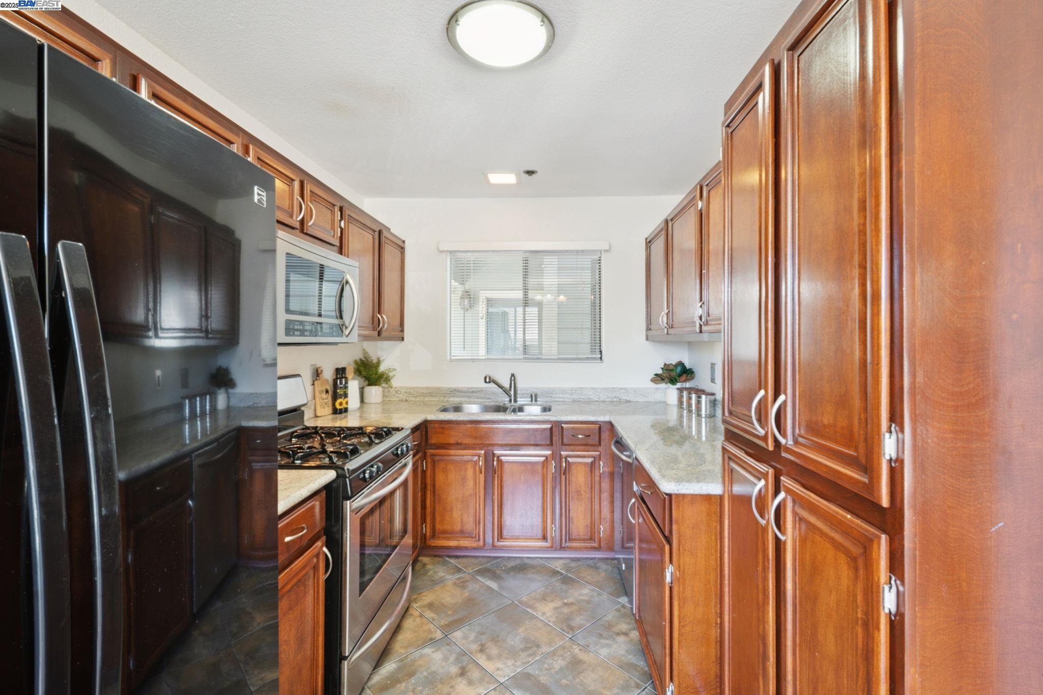 Photo #16: 41106003 Listing: Photo #16