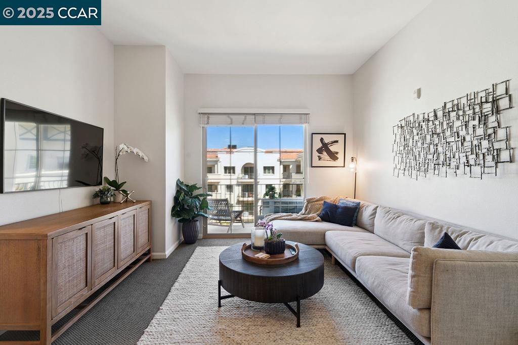 Photo #2: 41106006 Listing 