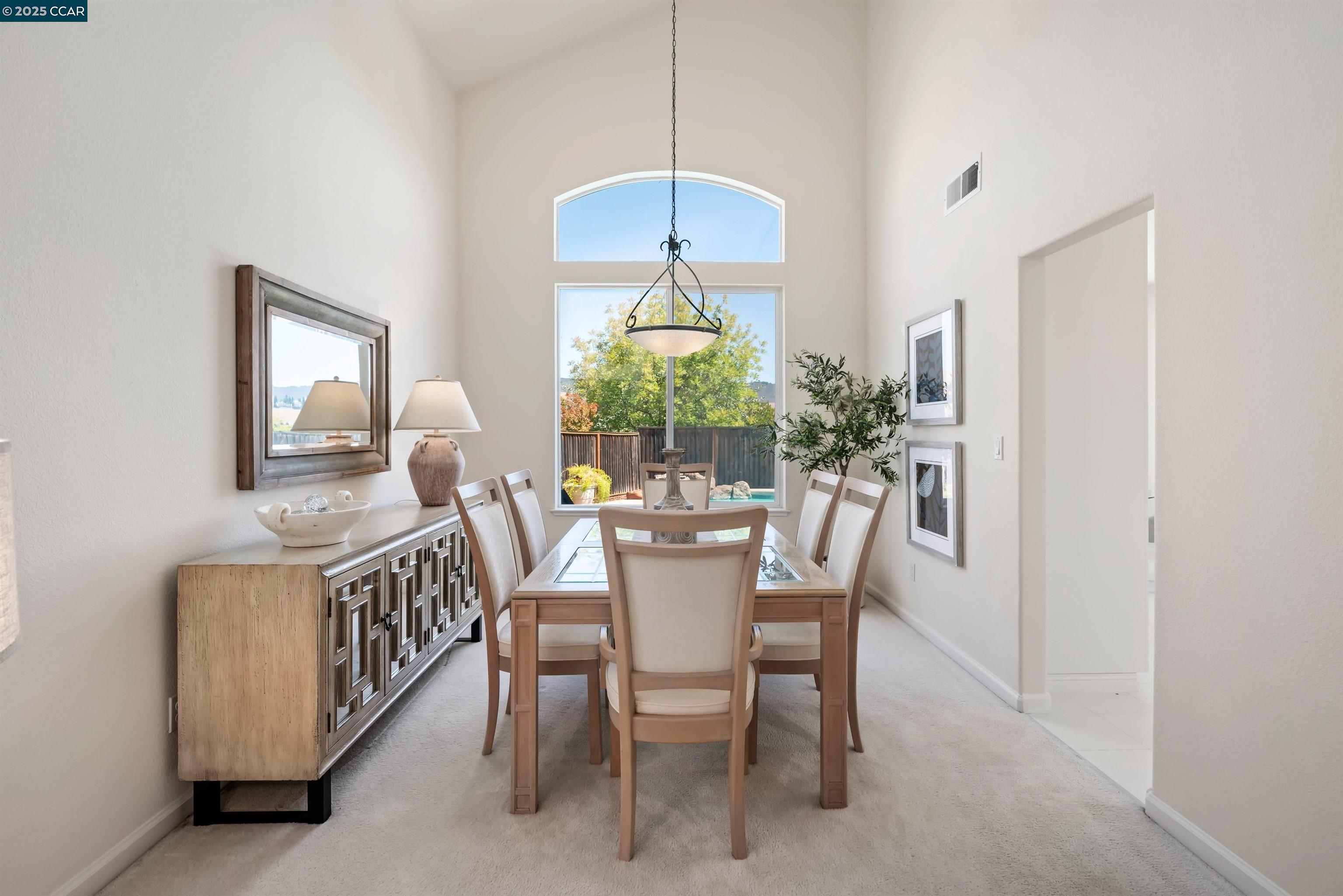 Detail Gallery Image 17 of 49 For 252 Jasmine Way, Danville,  CA 94506 - 4 Beds | 3 Baths