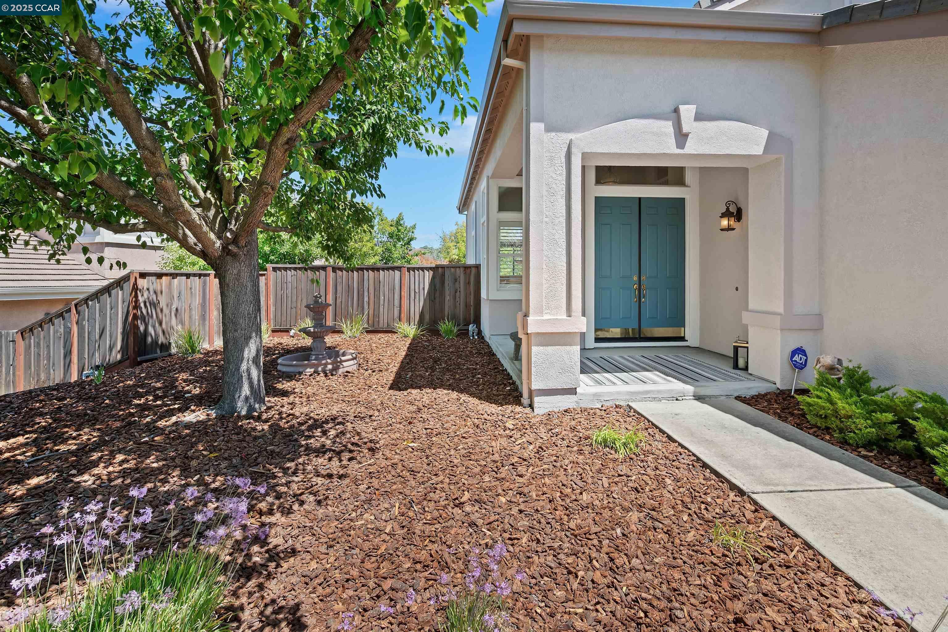Detail Gallery Image 10 of 49 For 252 Jasmine Way, Danville,  CA 94506 - 4 Beds | 3 Baths