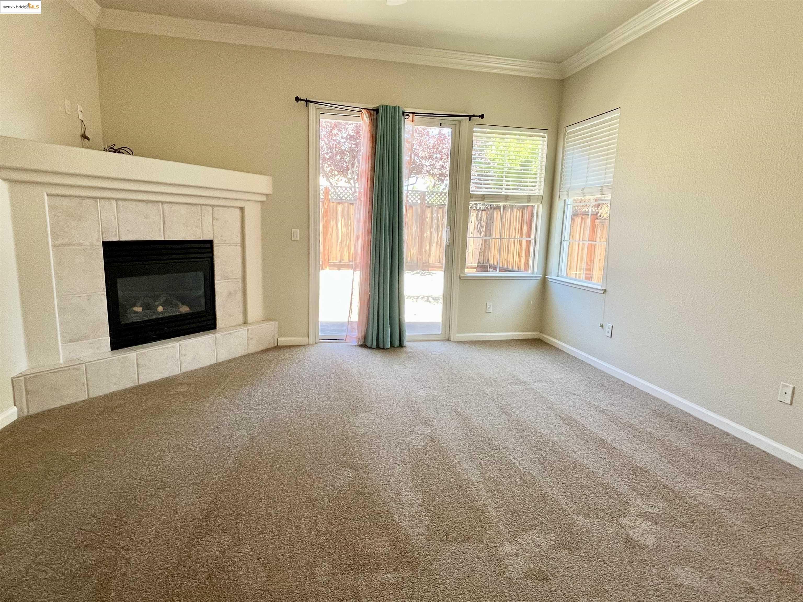 Detail Gallery Image 10 of 16 For 1231 Exeter Way, Brentwood,  CA 94513 - 3 Beds | 2 Baths