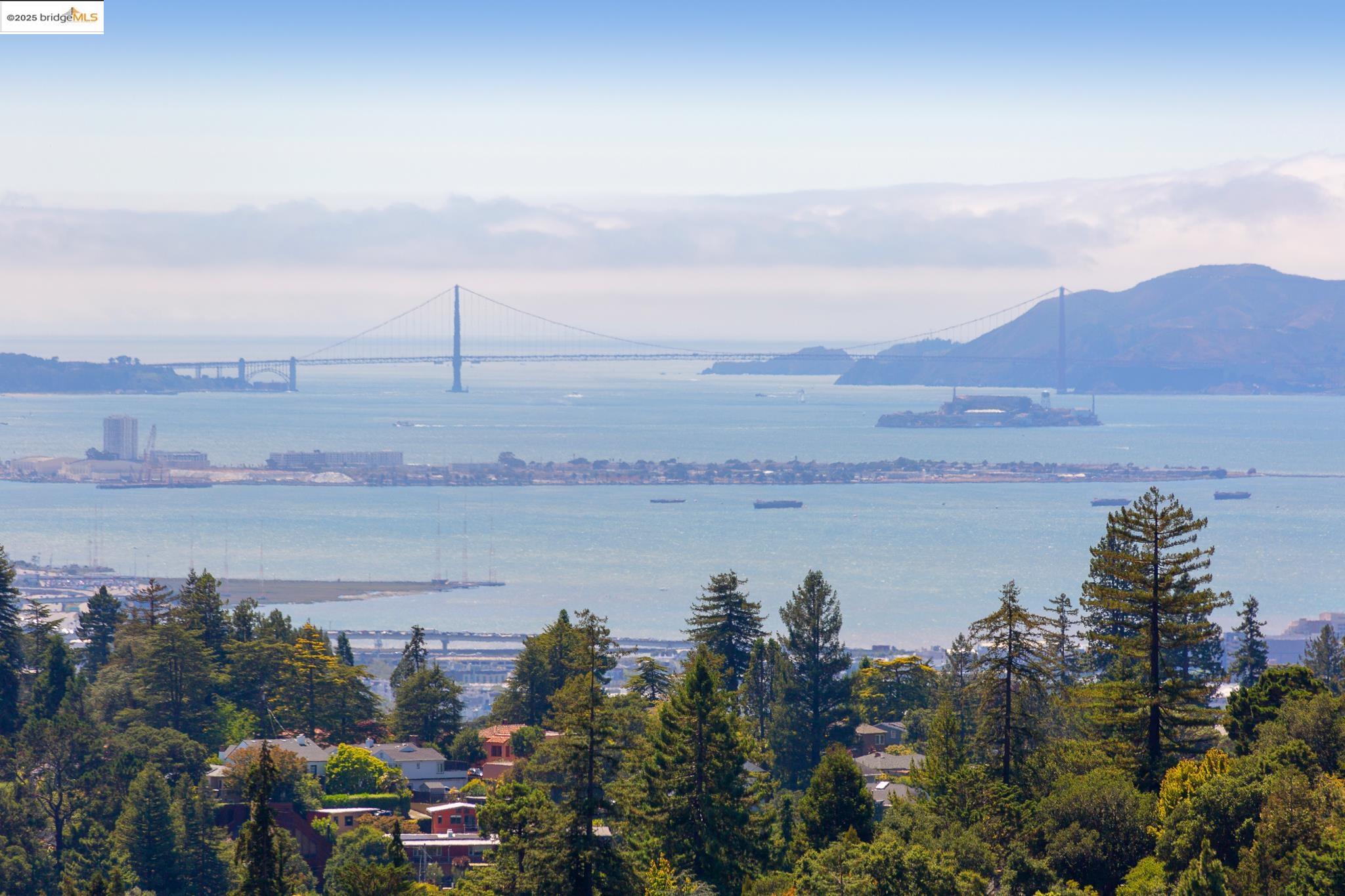 Detail Gallery Image 1 of 1 For 6799 Armour Drive, Oakland,  CA 94611 - 2 Beds | 2/1 Baths