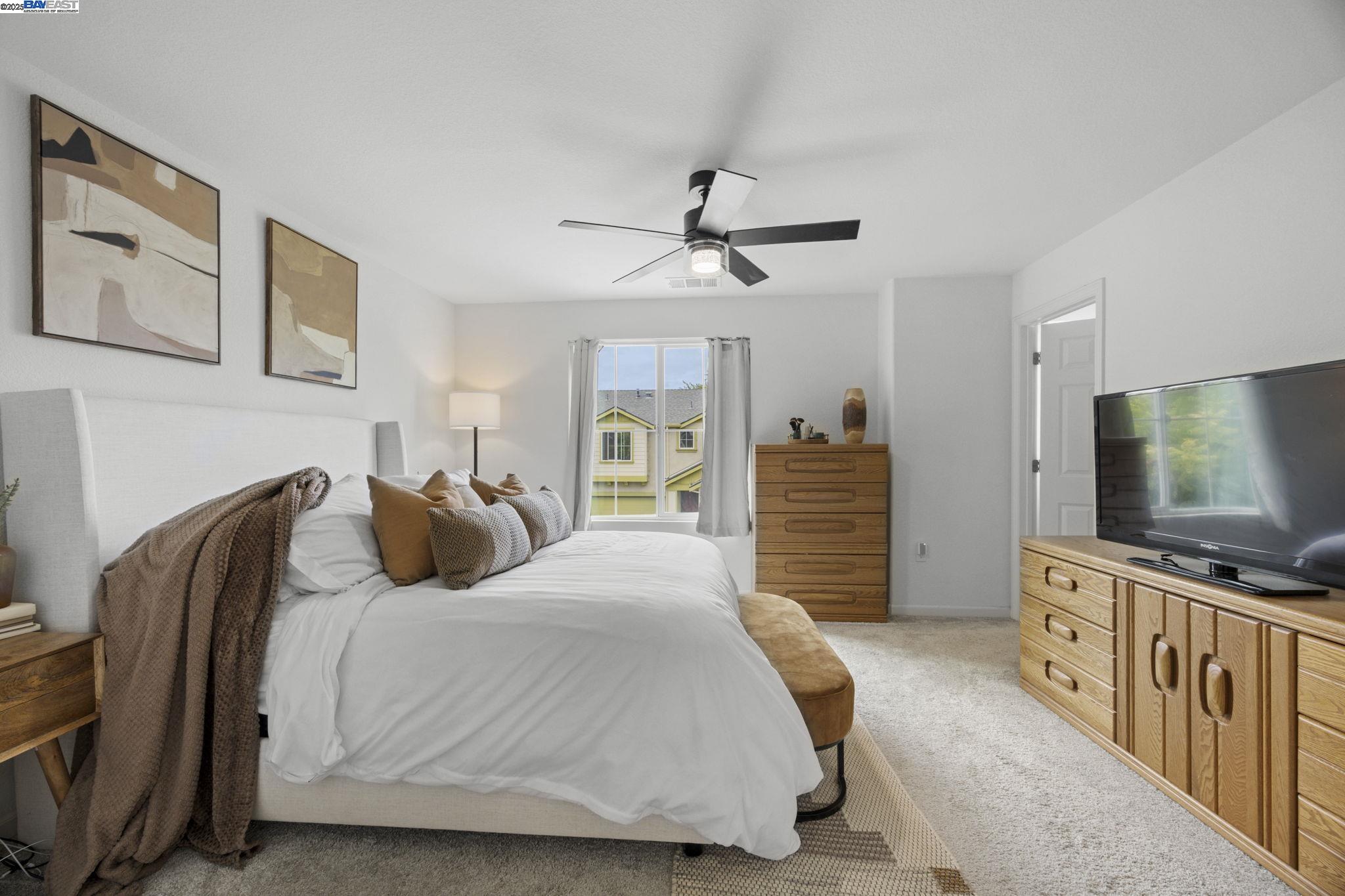 Detail Gallery Image 19 of 28 For 4450 Oakfield Dr, Stockton,  CA 95210 - 3 Beds | 2/1 Baths