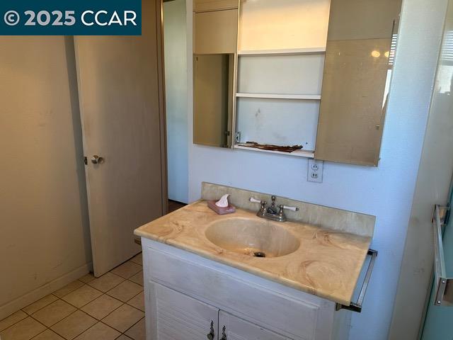 Detail Gallery Image 15 of 20 For 35593 Cleremont Dr, Newark,  CA 94560 - 3 Beds | 2 Baths