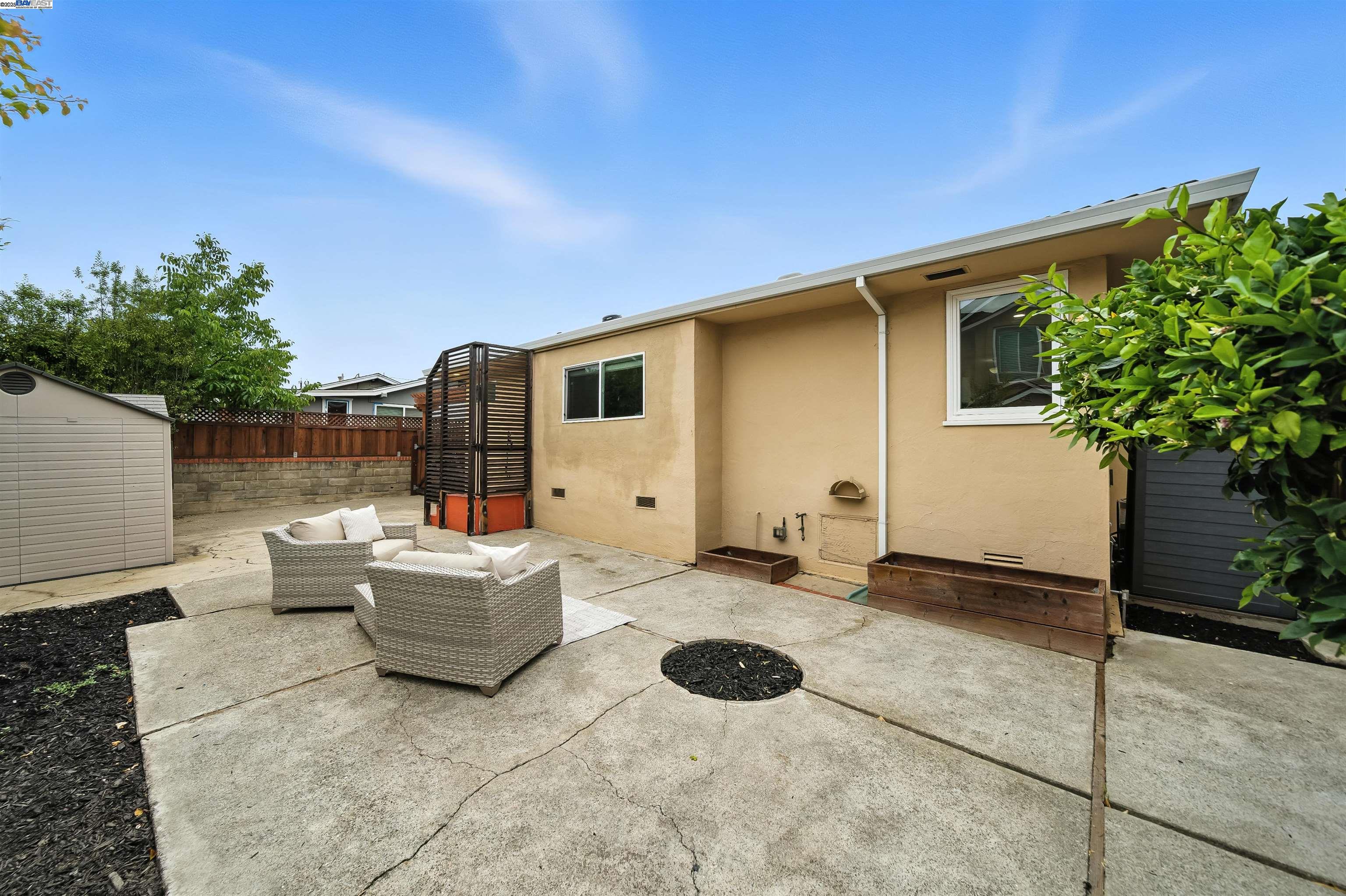 Detail Gallery Image 36 of 59 For 3635 Lorena Ave, Castro Valley,  CA 94546 - 3 Beds | 2 Baths