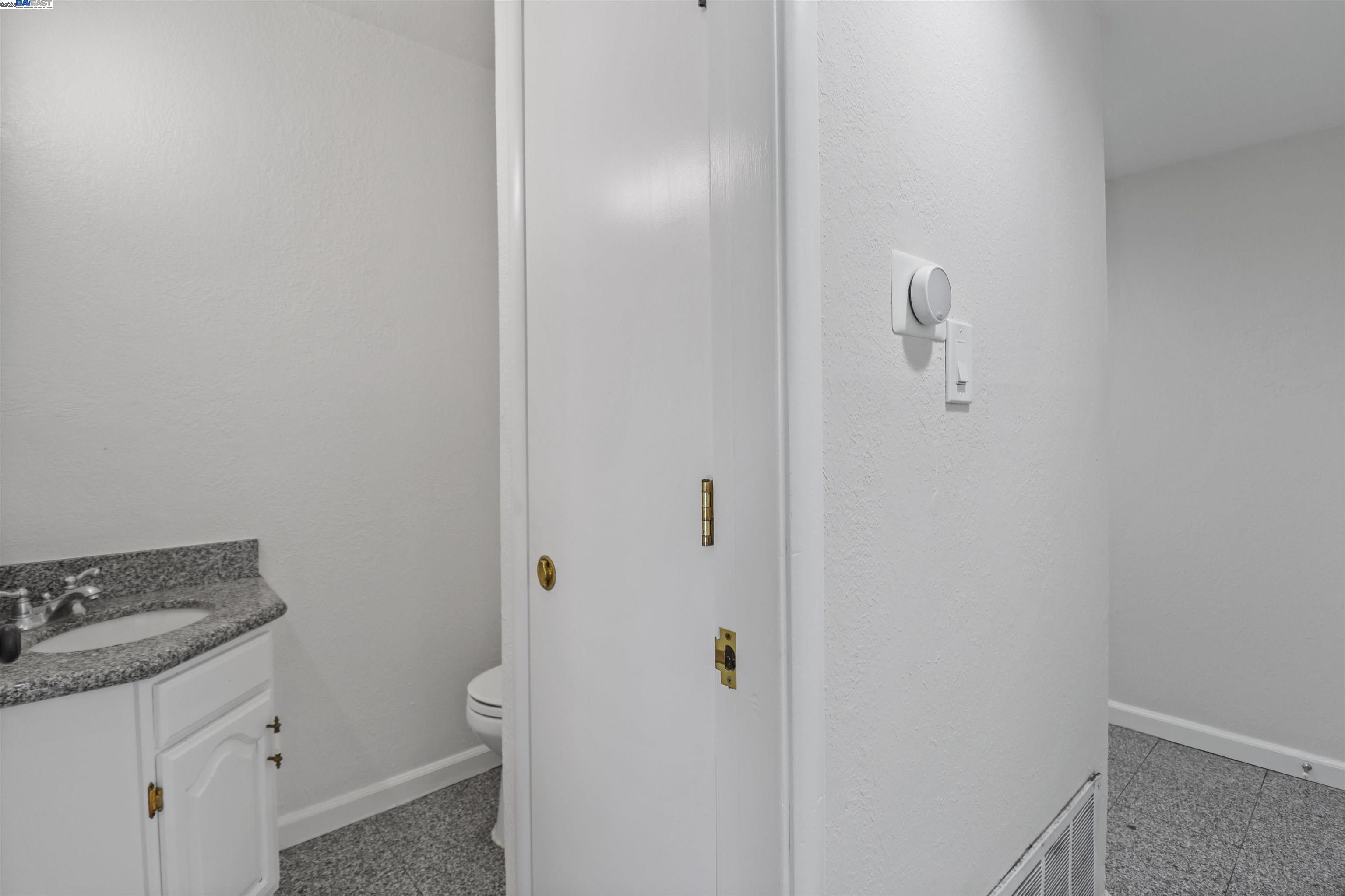 Detail Gallery Image 20 of 32 For 1391 Brookview Dr., Concord,  CA 94520 - 3 Beds | 2/1 Baths
