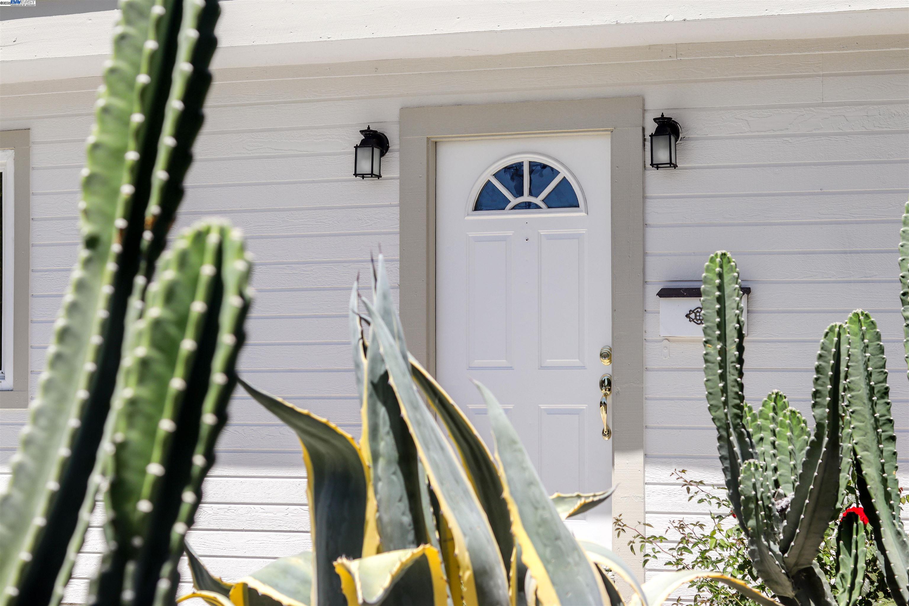 Detail Gallery Image 29 of 32 For 1391 Brookview Dr., Concord,  CA 94520 - 3 Beds | 2/1 Baths