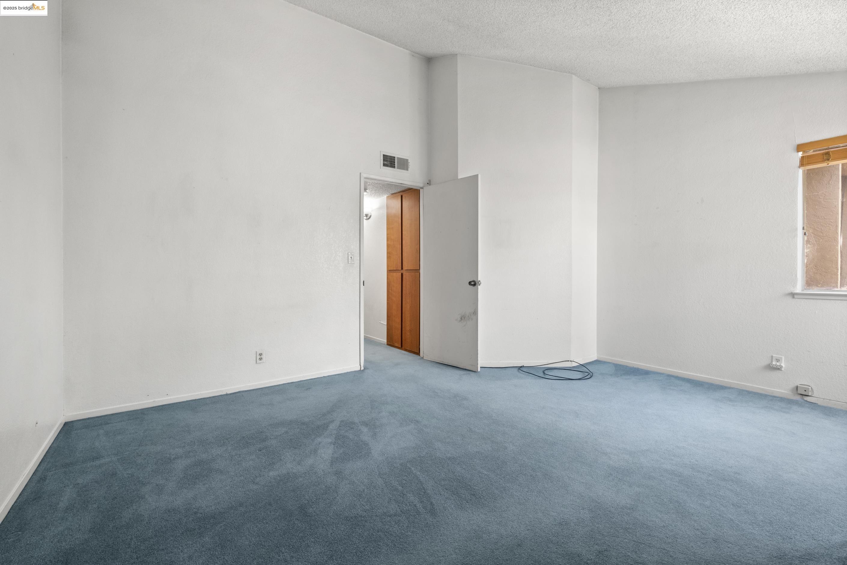 2121 Vale Rd 322