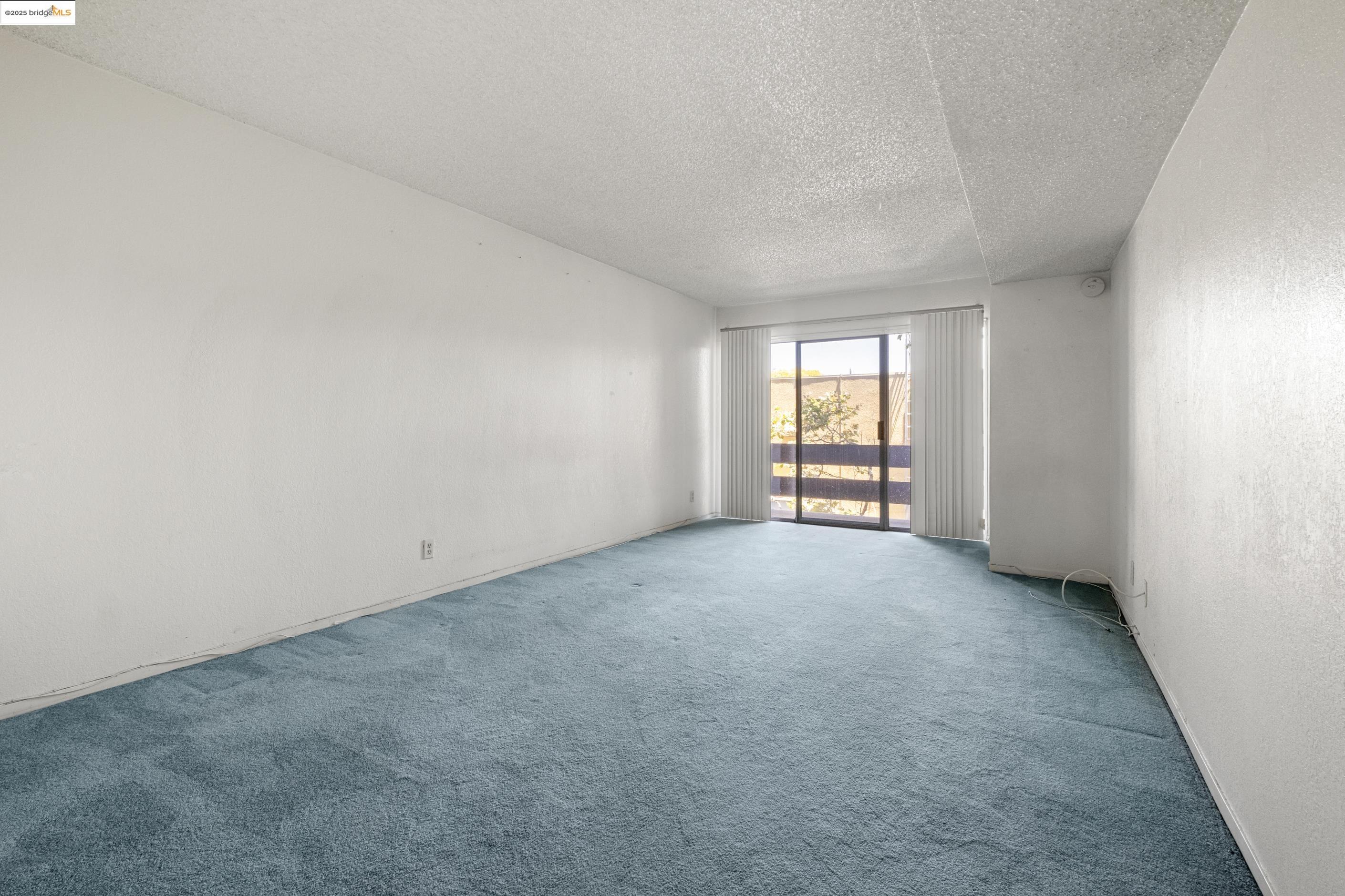 2121 Vale Rd 322