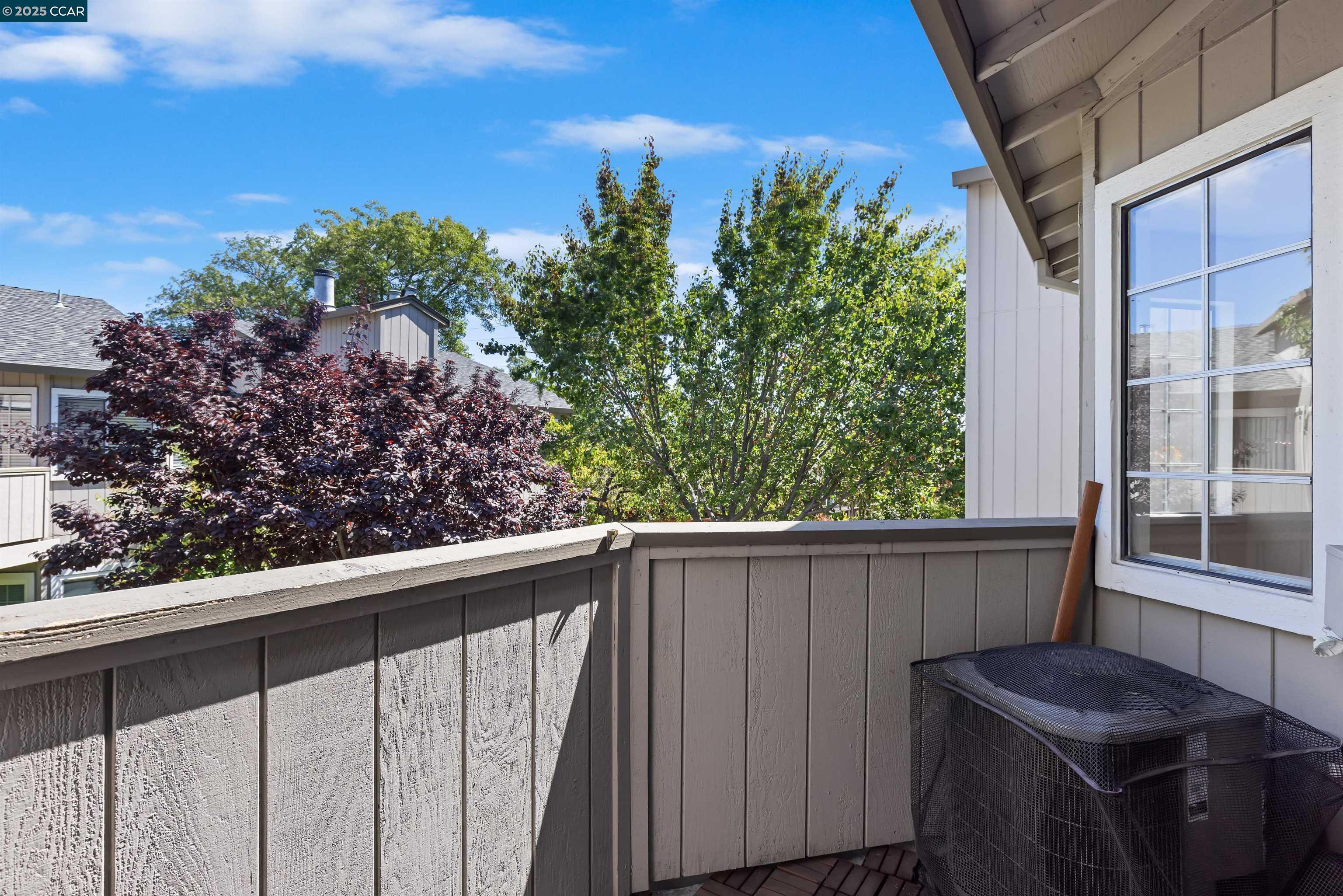 Detail Gallery Image 9 of 21 For 3450 Wine Cask Way, San Jose,  CA 95124 - 2 Beds | 2 Baths