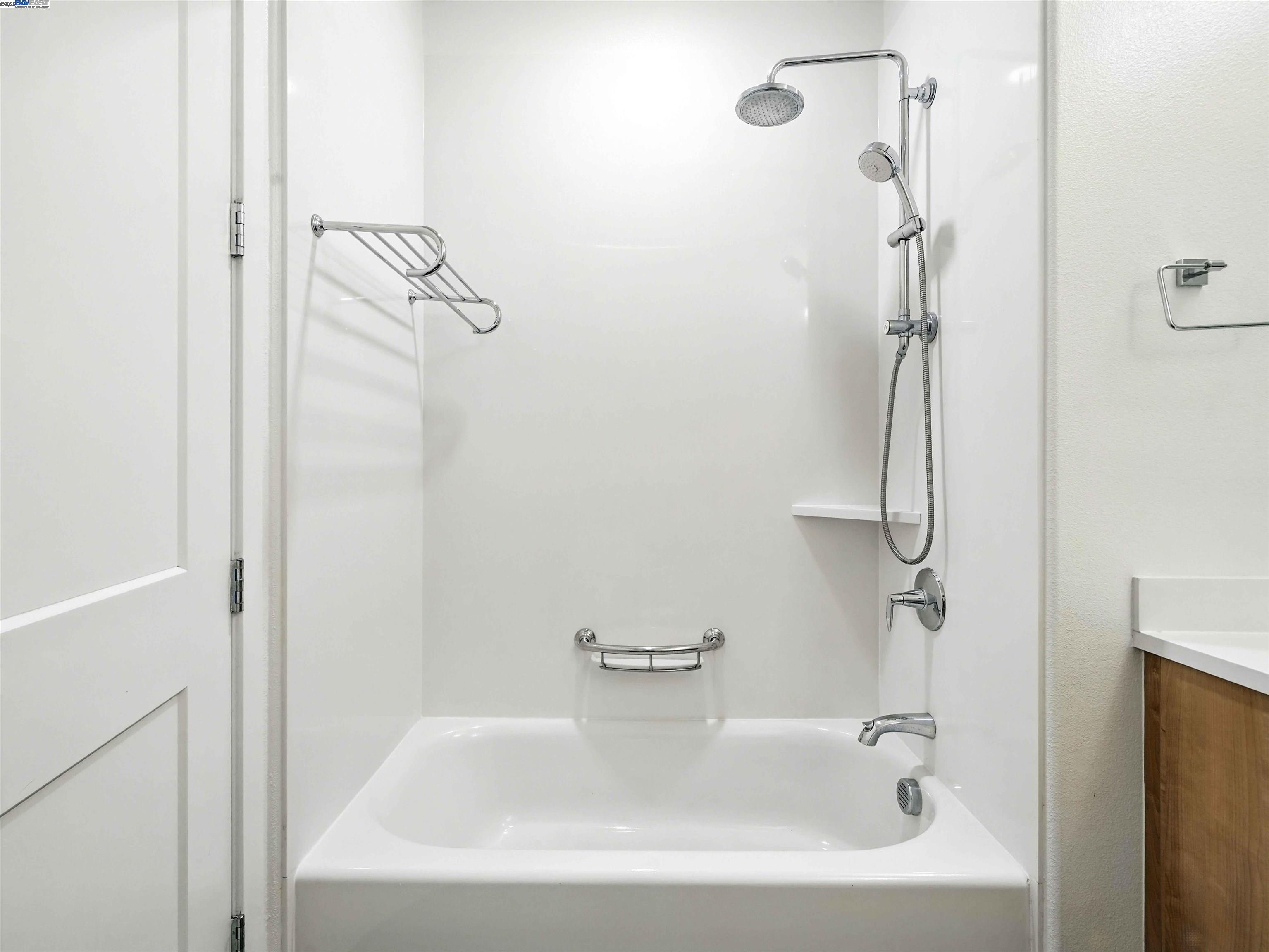 Photo #13: 41106034 Listing: Photo #13