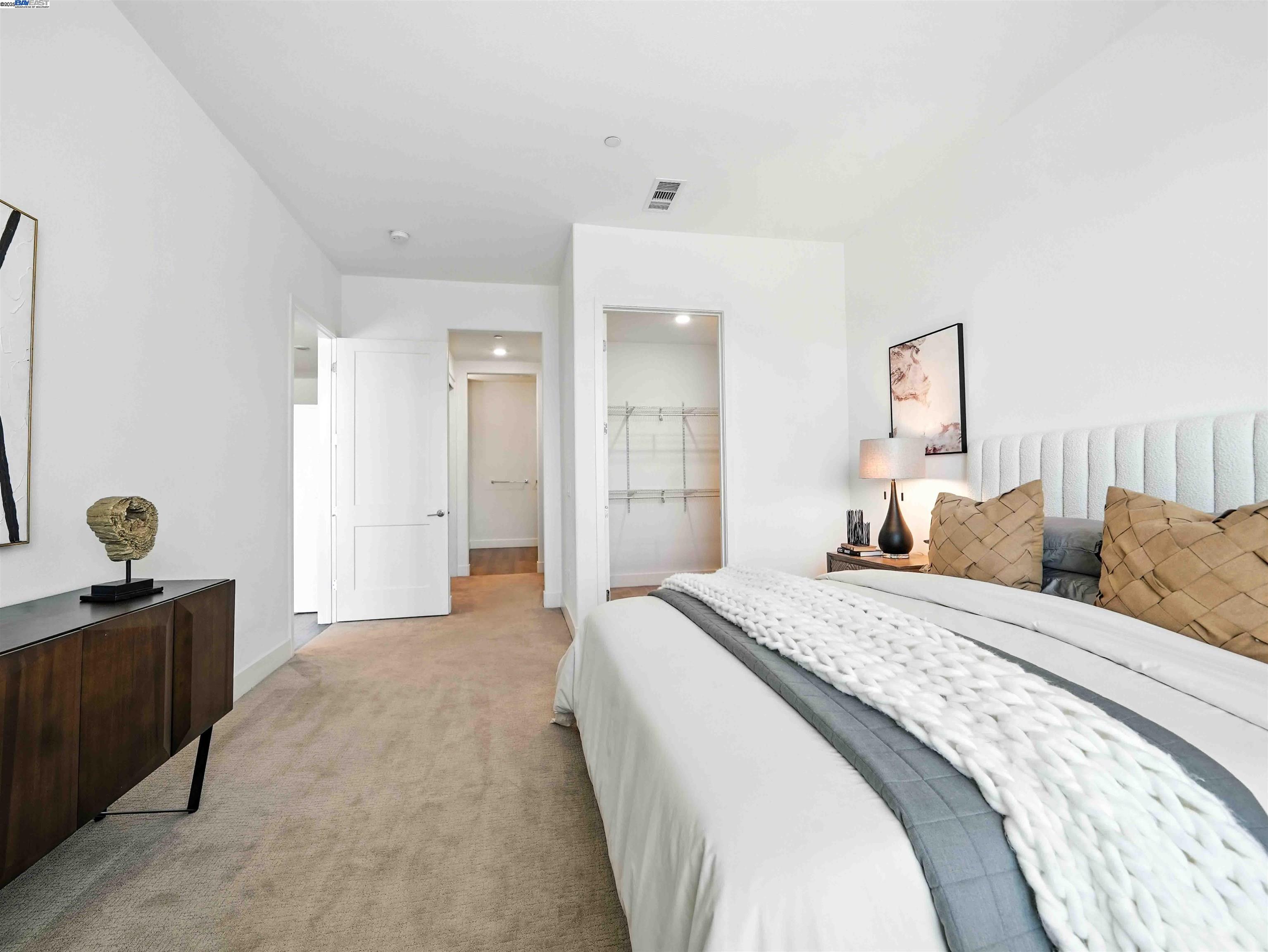 Photo #8: 41106034 Listing: Photo #8