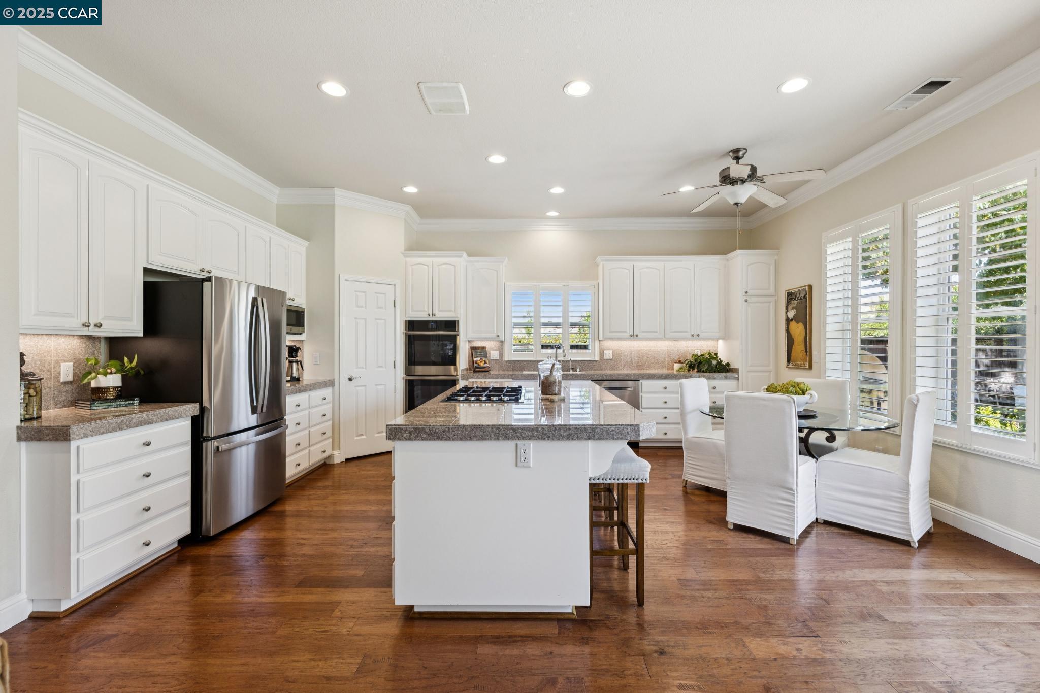 Detail Gallery Image 20 of 58 For 109 Forest Hill, Clayton,  CA 94517 - 3 Beds | 2/1 Baths