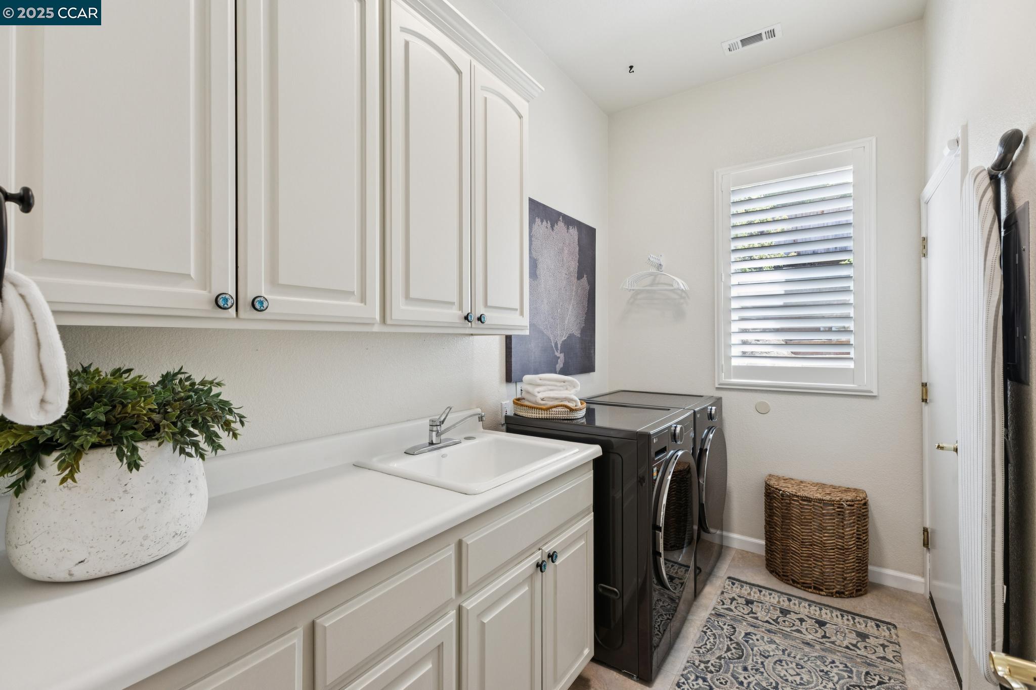 Detail Gallery Image 36 of 58 For 109 Forest Hill, Clayton,  CA 94517 - 3 Beds | 2/1 Baths