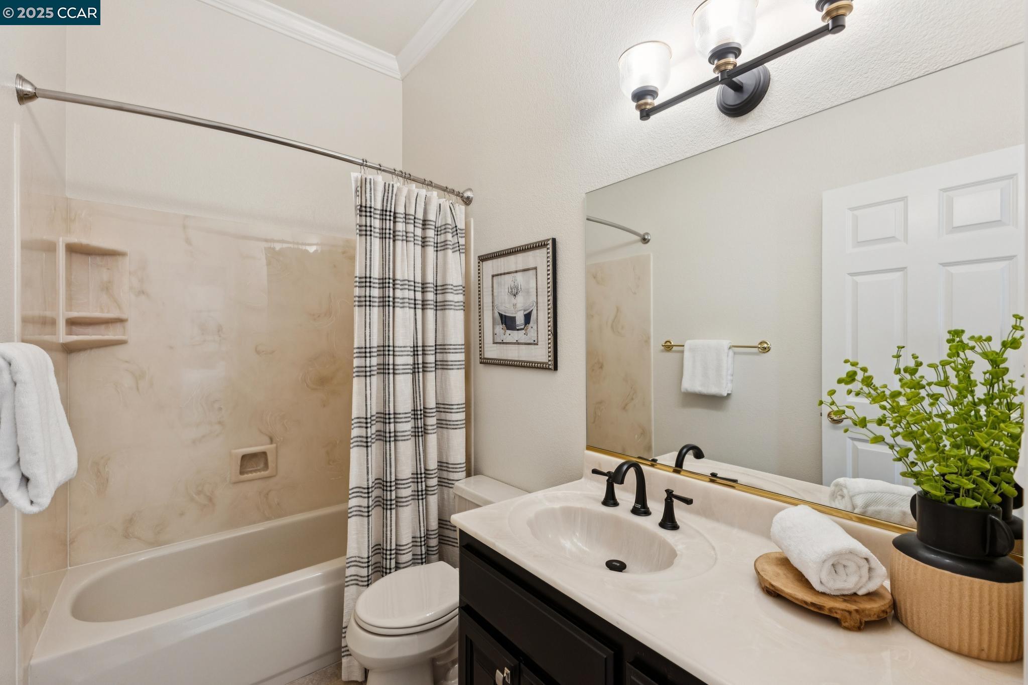 Detail Gallery Image 37 of 58 For 109 Forest Hill, Clayton,  CA 94517 - 3 Beds | 2/1 Baths