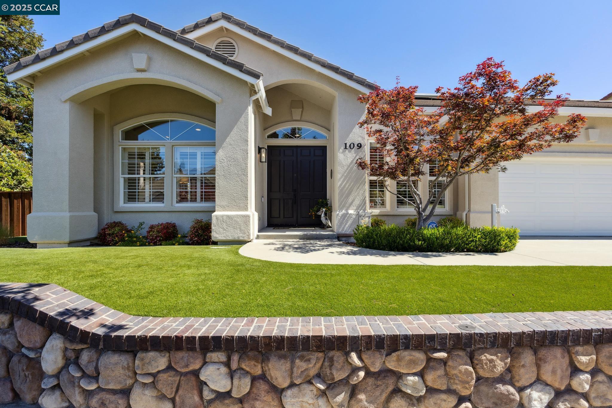 Detail Gallery Image 6 of 58 For 109 Forest Hill, Clayton,  CA 94517 - 3 Beds | 2/1 Baths