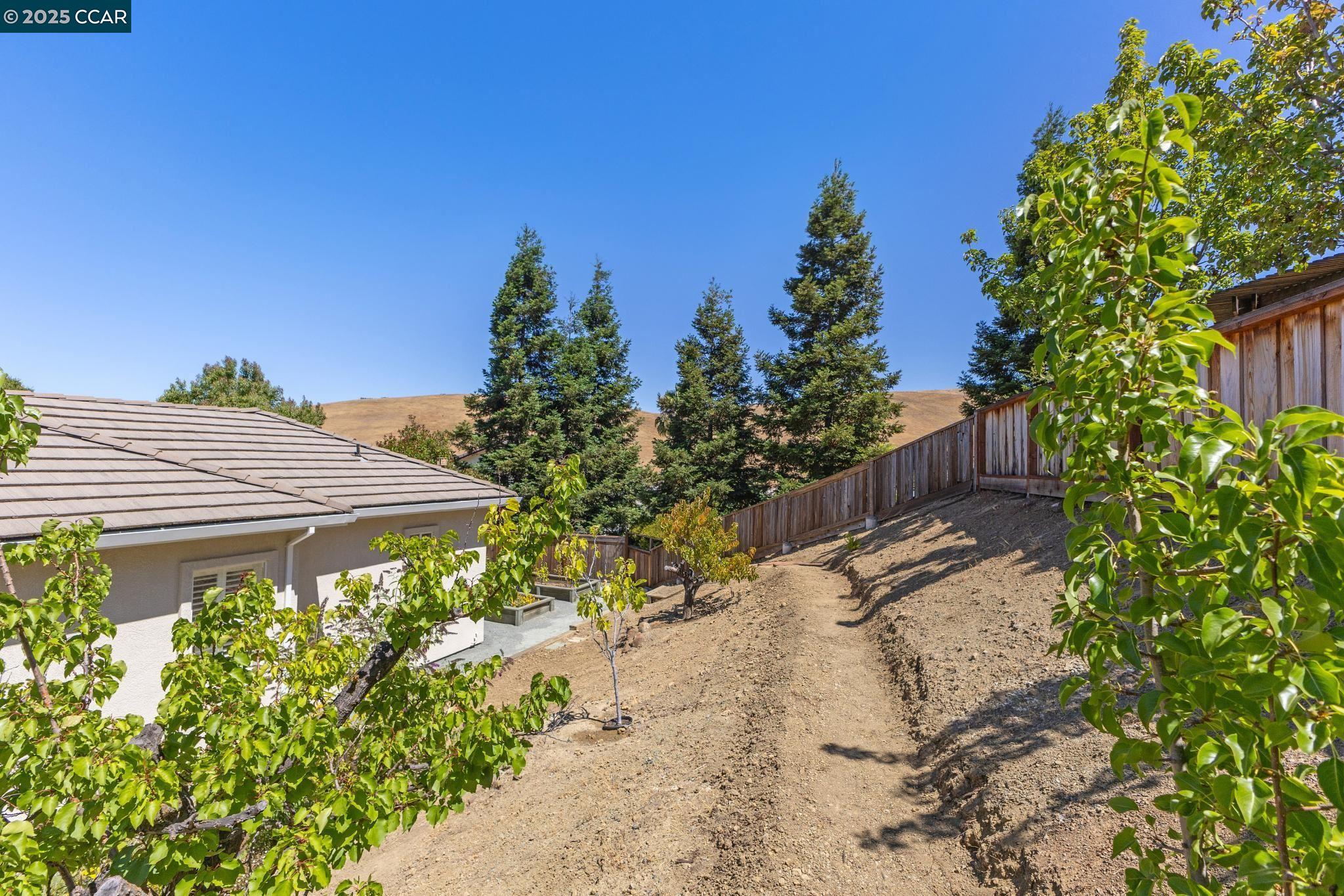 Detail Gallery Image 50 of 58 For 109 Forest Hill, Clayton,  CA 94517 - 3 Beds | 2/1 Baths