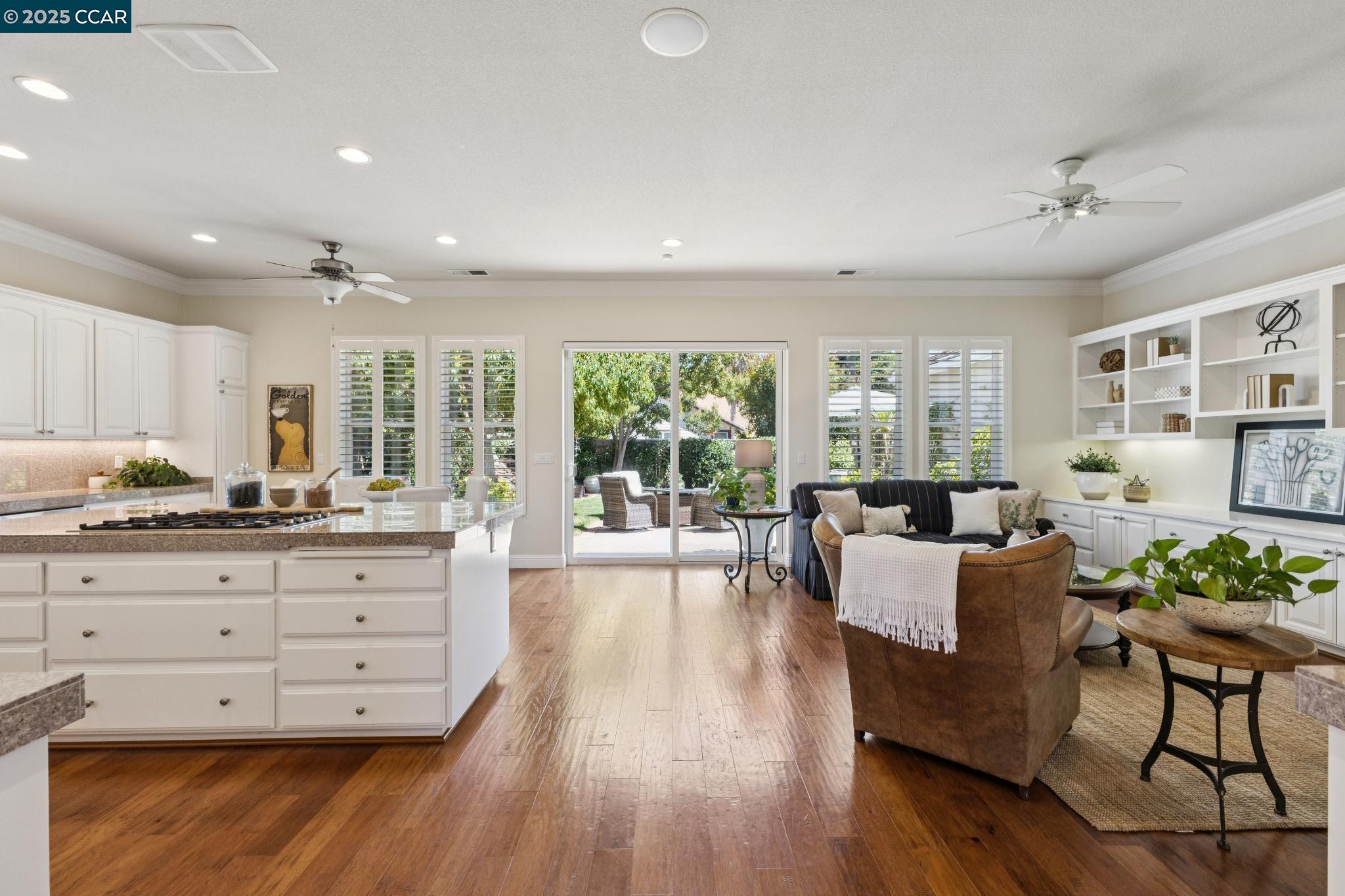 Detail Gallery Image 7 of 58 For 109 Forest Hill, Clayton,  CA 94517 - 3 Beds | 2/1 Baths