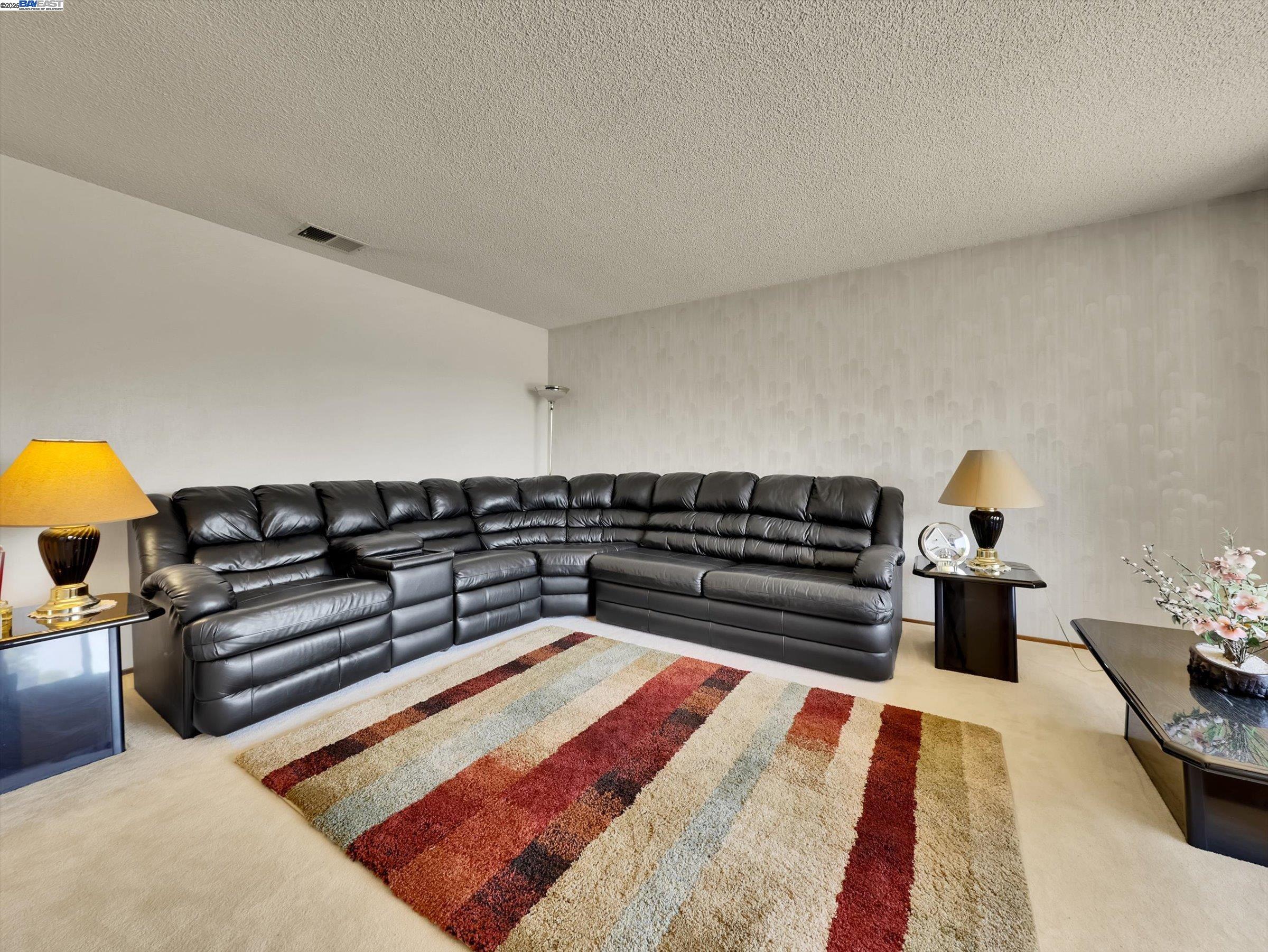 Detail Gallery Image 3 of 27 For 3257 Lake Mead Ct, Fremont,  CA 94555 - 3 Beds | 2 Baths