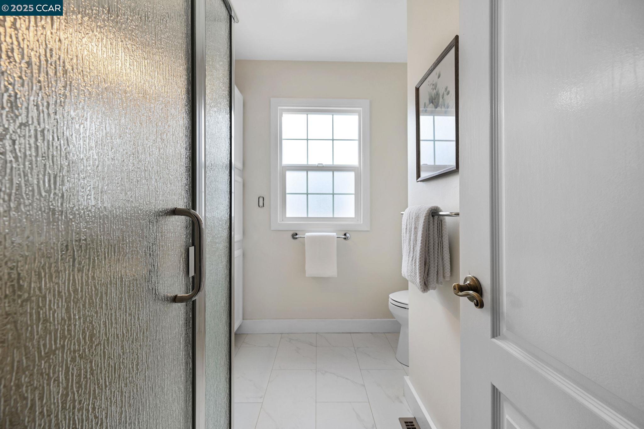 Detail Gallery Image 19 of 30 For 16063 Berkshire Dr, Castro Valley,  CA 94578 - 3 Beds | 2 Baths