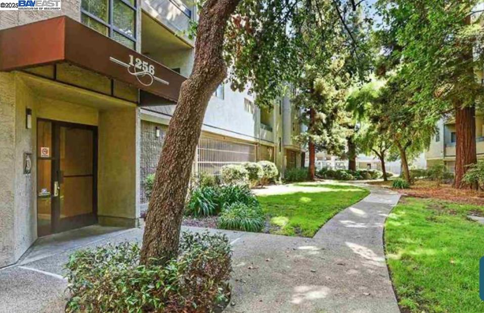 Detail Gallery Image 7 of 8 For 1256 Stanhope Lane #249,  Hayward,  CA 94545 - 1 Beds | 1 Baths