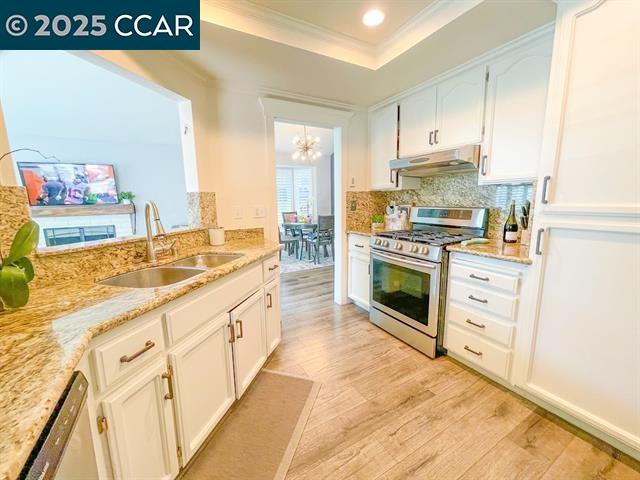 Detail Gallery Image 6 of 12 For 232 Oneil Cir, Hercules,  CA 94547 - 2 Beds | 2 Baths
