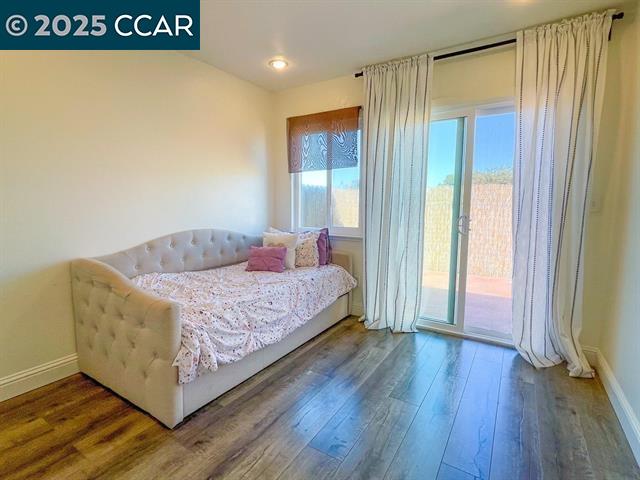 Detail Gallery Image 10 of 12 For 232 Oneil Cir, Hercules,  CA 94547 - 2 Beds | 2 Baths