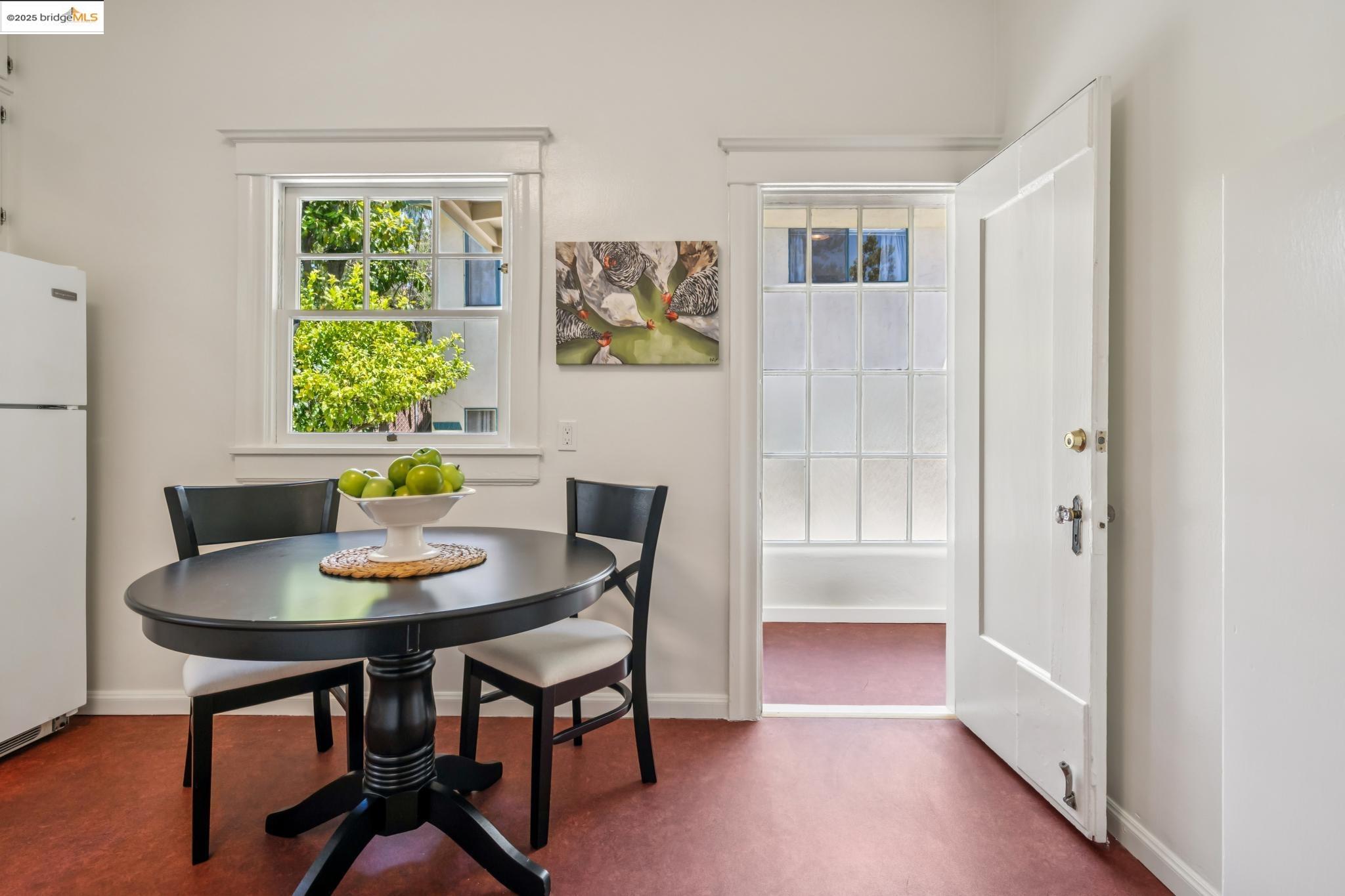 Detail Gallery Image 12 of 39 For 6456 Hillegass Ave, Oakland,  CA 94618 - – Beds | – Baths
