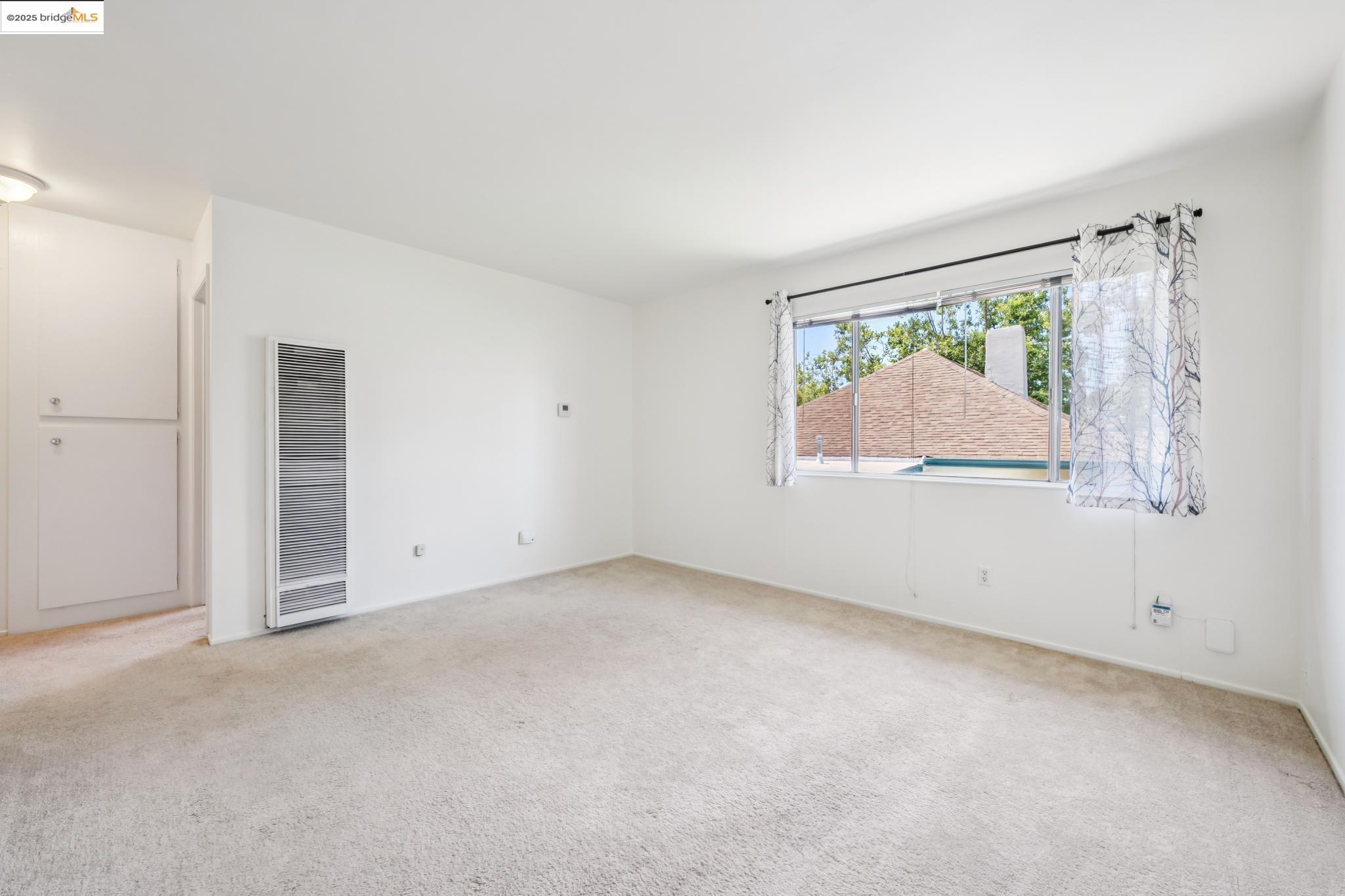 Detail Gallery Image 28 of 39 For 6456 Hillegass Ave, Oakland,  CA 94618 - – Beds | – Baths