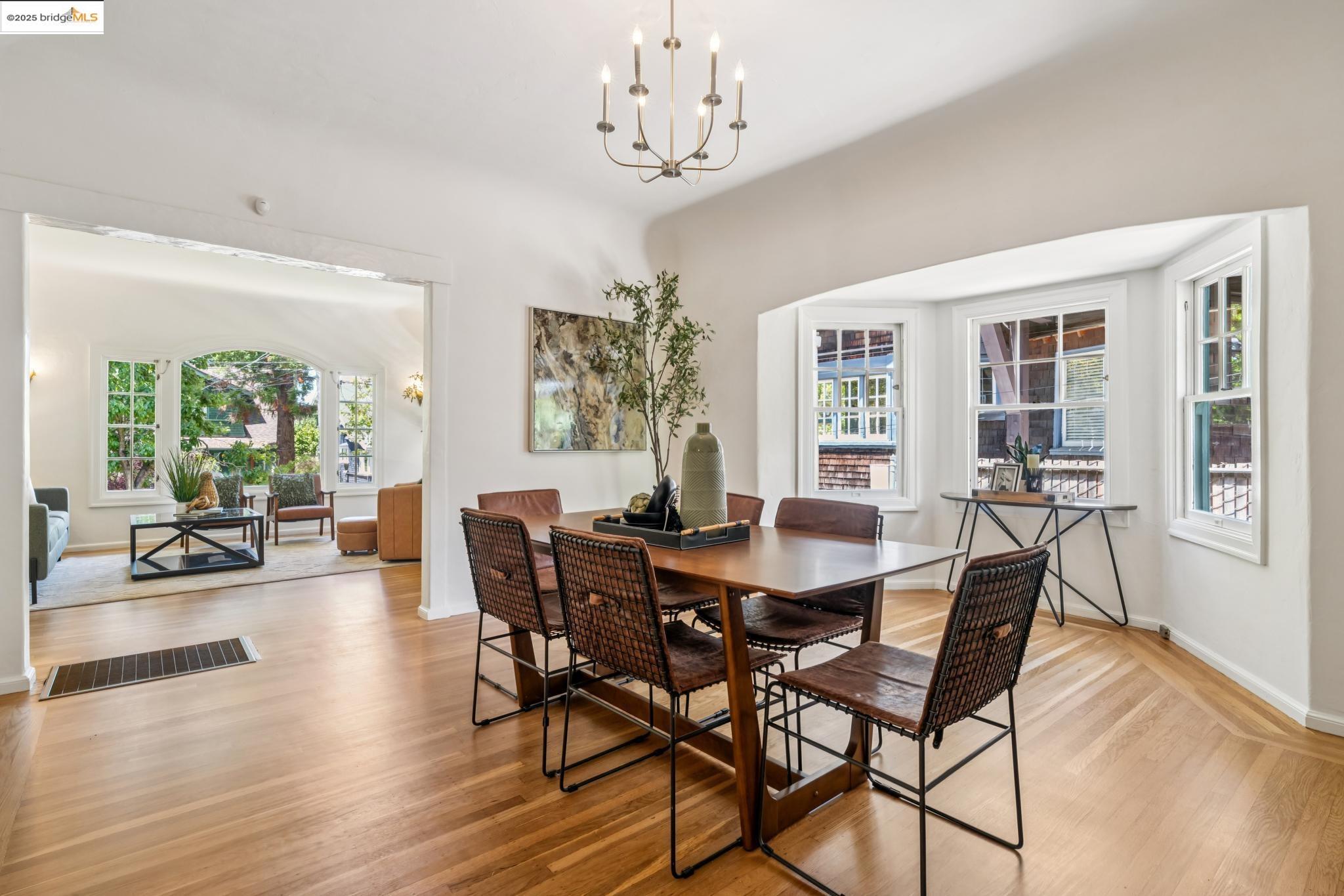 Detail Gallery Image 7 of 39 For 6456 Hillegass Ave, Oakland,  CA 94618 - – Beds | – Baths