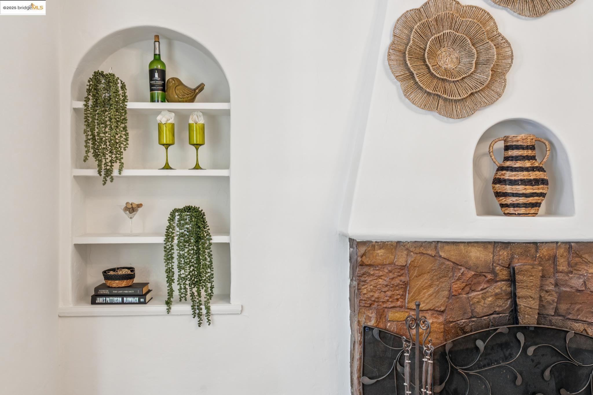 Detail Gallery Image 9 of 39 For 6456 Hillegass Ave, Oakland,  CA 94618 - – Beds | – Baths