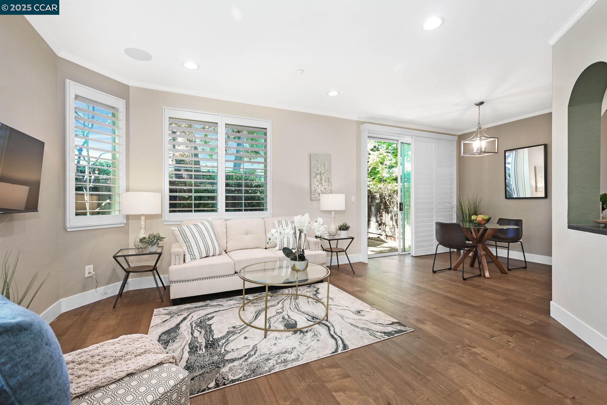 MLS: 41106047 Condo For Sale