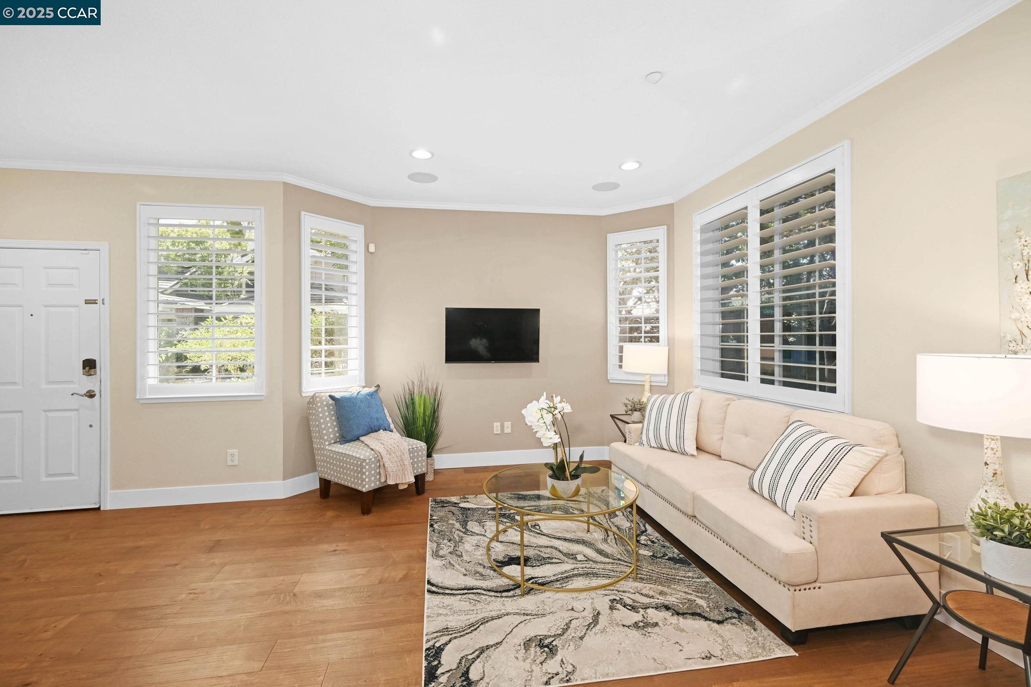 Photo #5: 41106047 Listing 