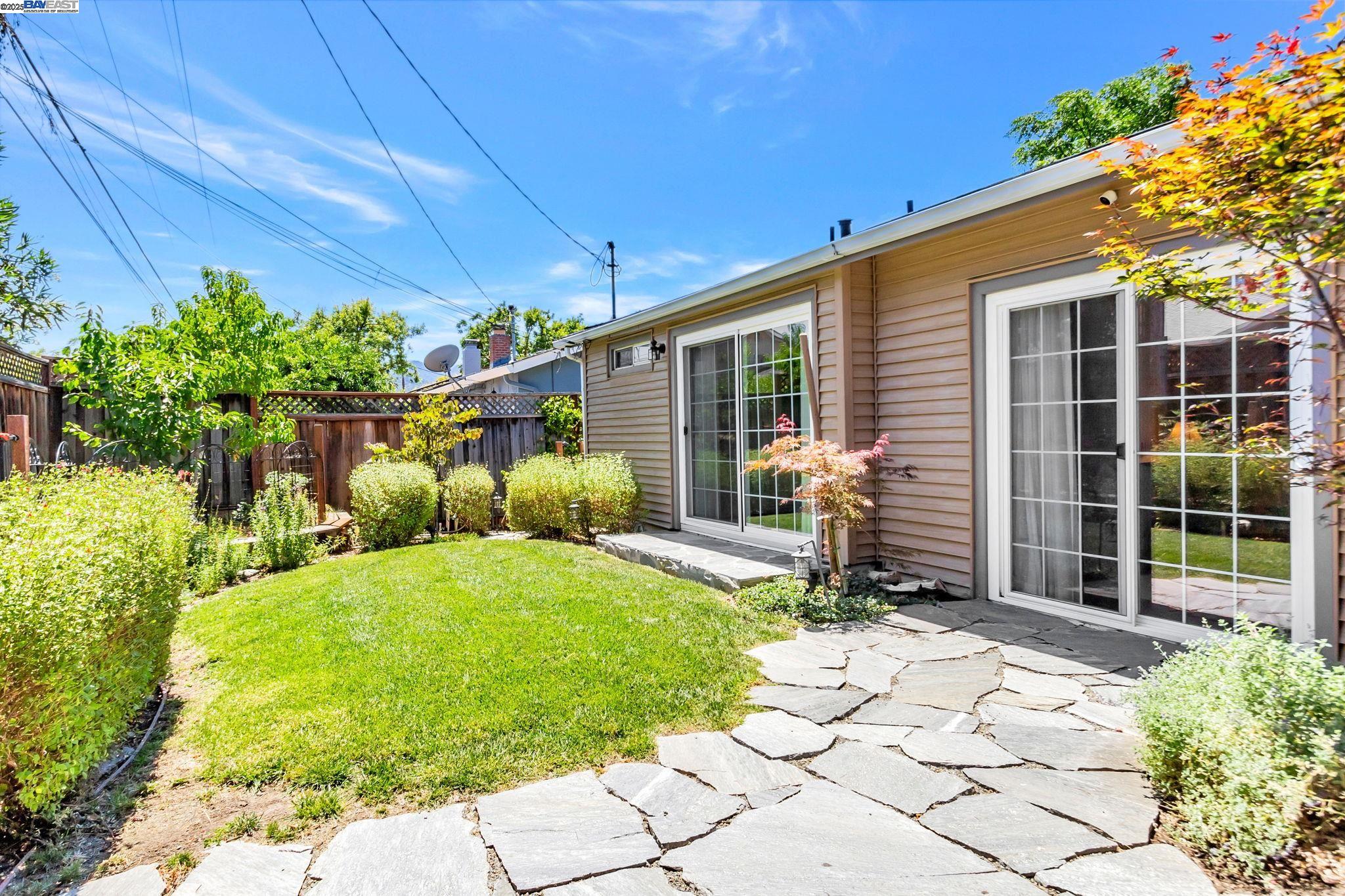 Detail Gallery Image 27 of 32 For 6290 Lillian Way, San Jose,  CA 95120 - 3 Beds | 2 Baths