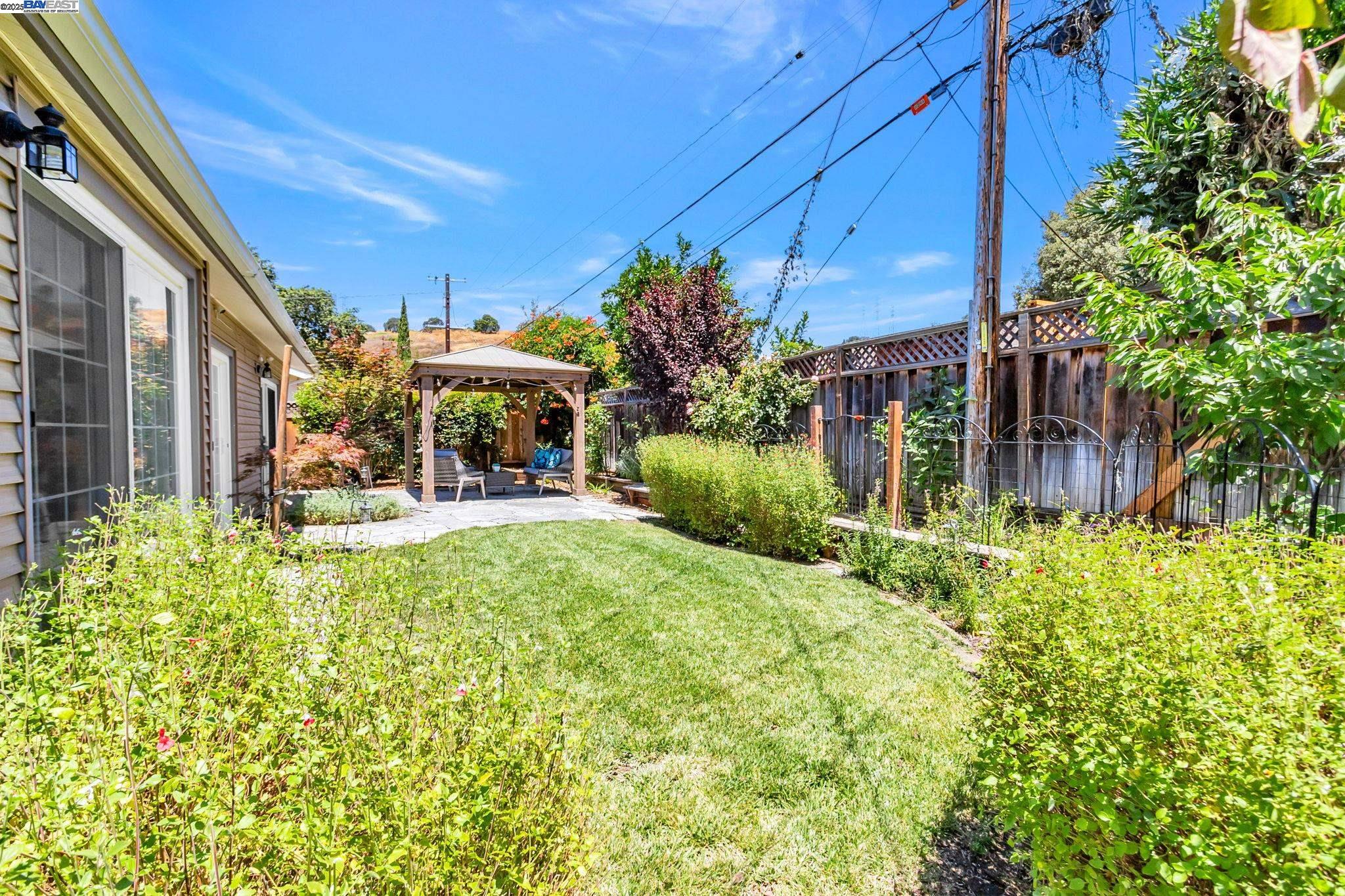 Detail Gallery Image 28 of 32 For 6290 Lillian Way, San Jose,  CA 95120 - 3 Beds | 2 Baths