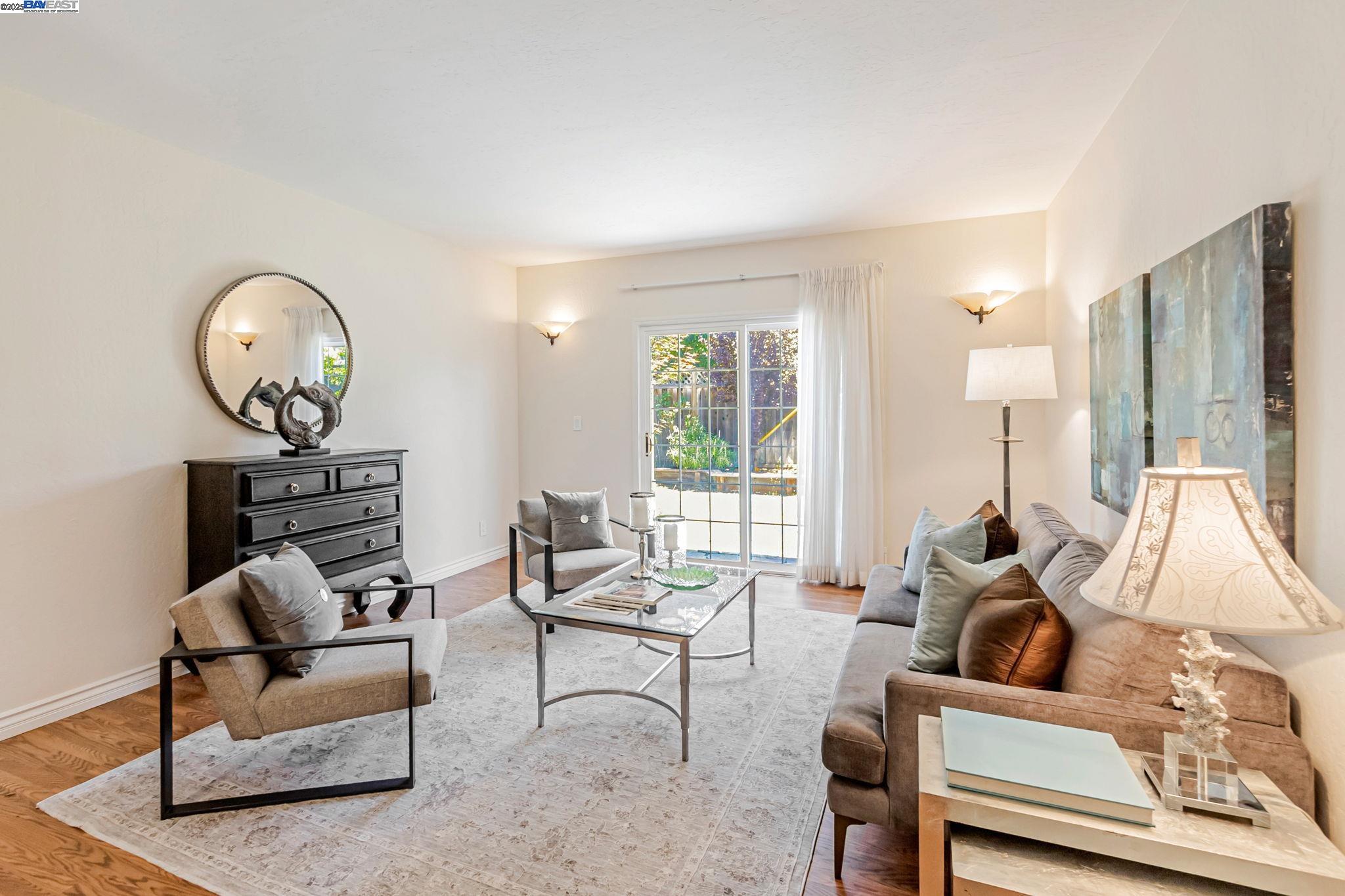 Detail Gallery Image 6 of 32 For 6290 Lillian Way, San Jose,  CA 95120 - 3 Beds | 2 Baths