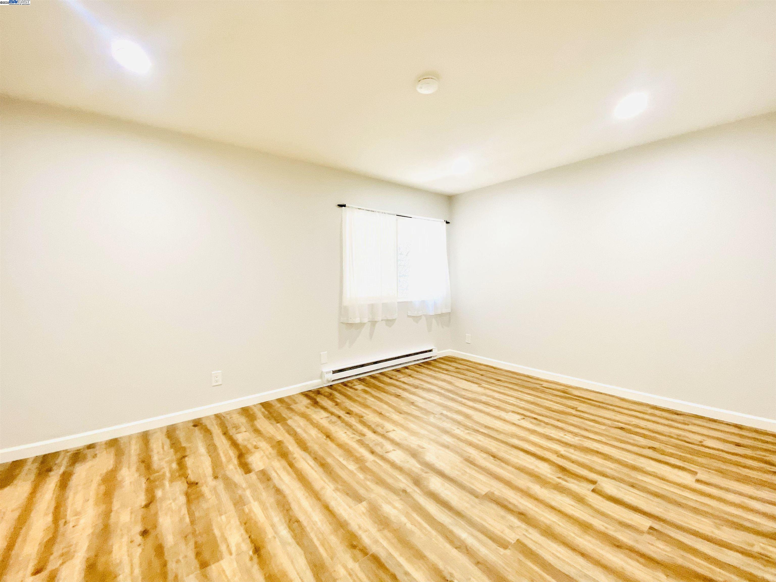 Photo #35: 41106057 Listing: Photo #35