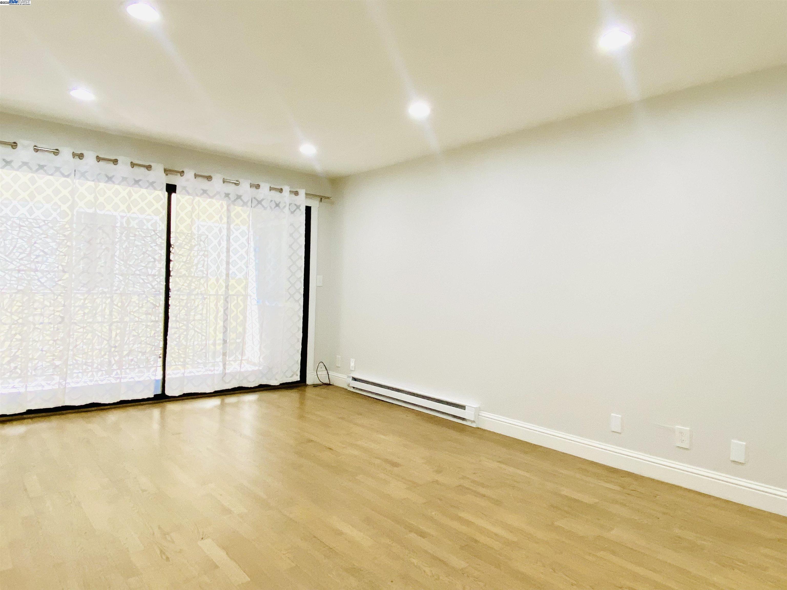 Photo #36: 41106057 Listing: Photo #36