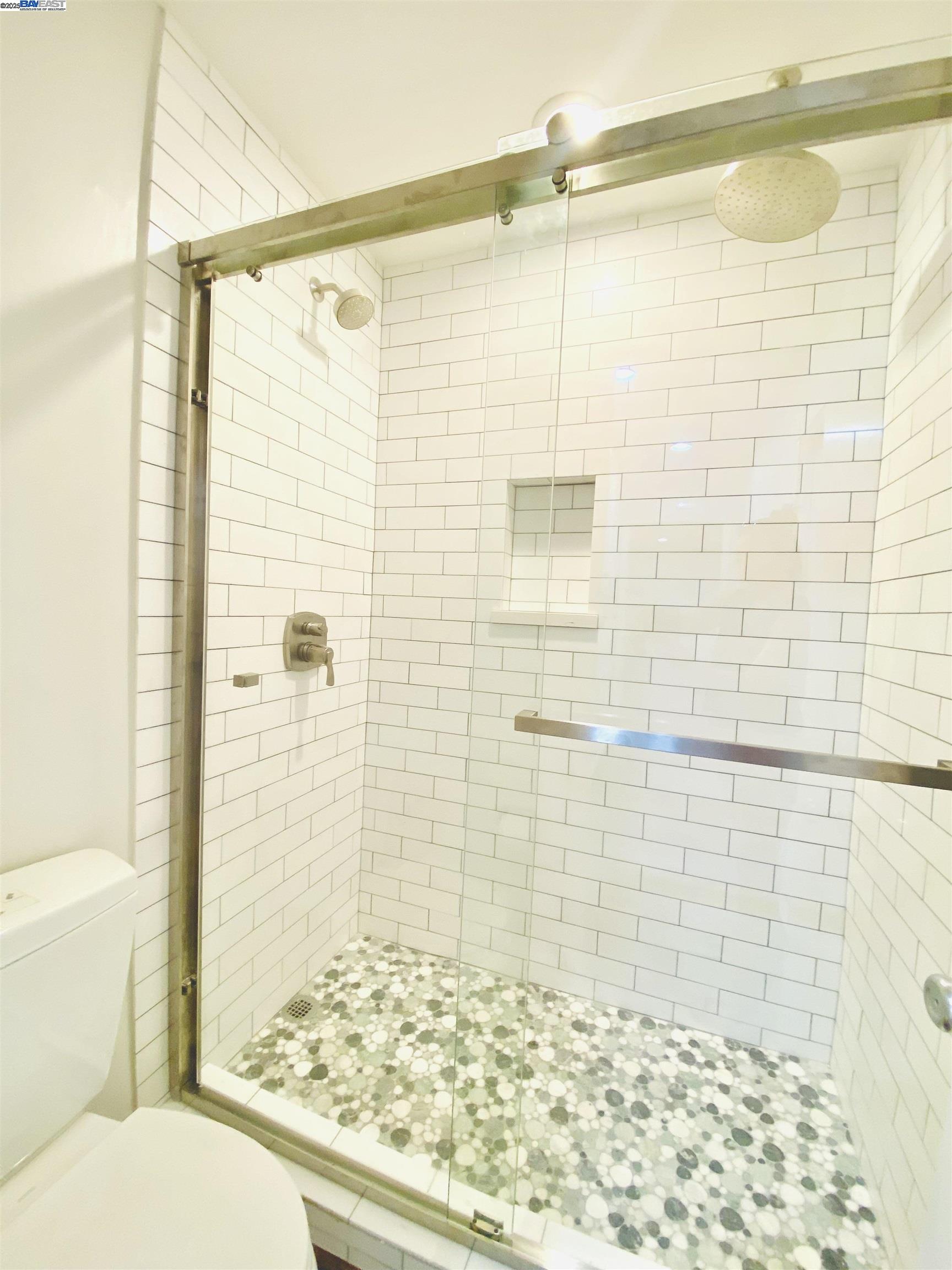 Photo #5: 41106057 Listing 