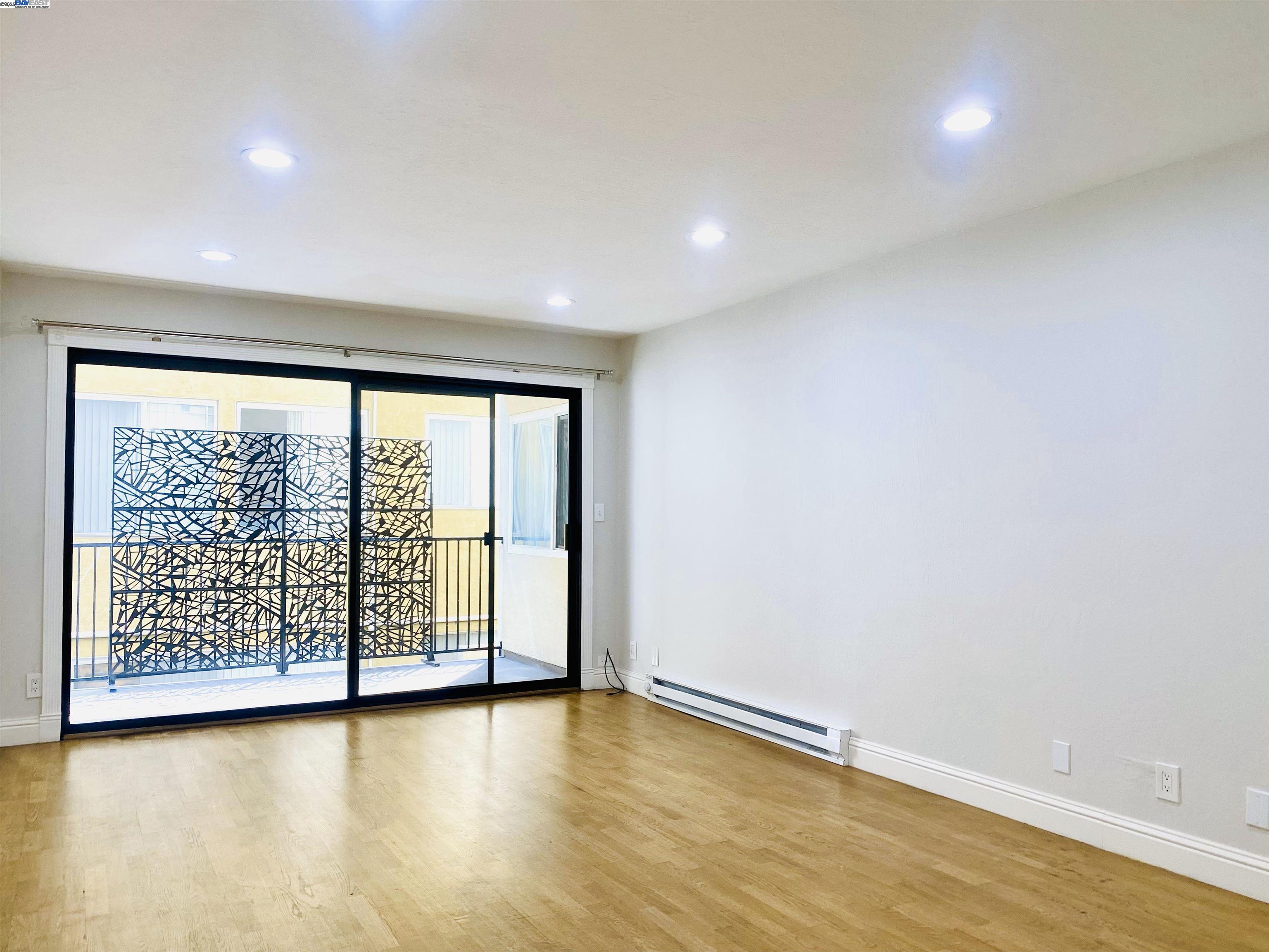 Photo #48: 41106057 Listing: Photo #48