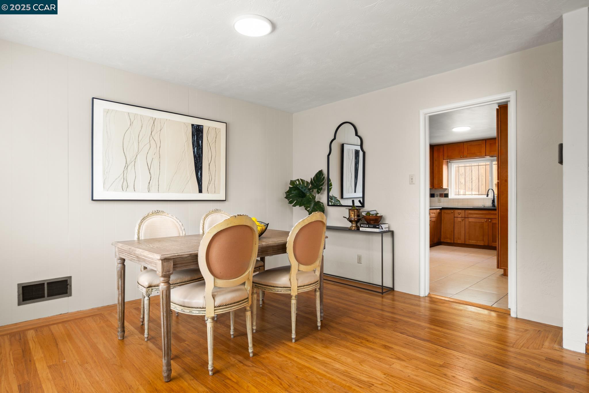 Photo #12: 41106058 Listing: Photo #12