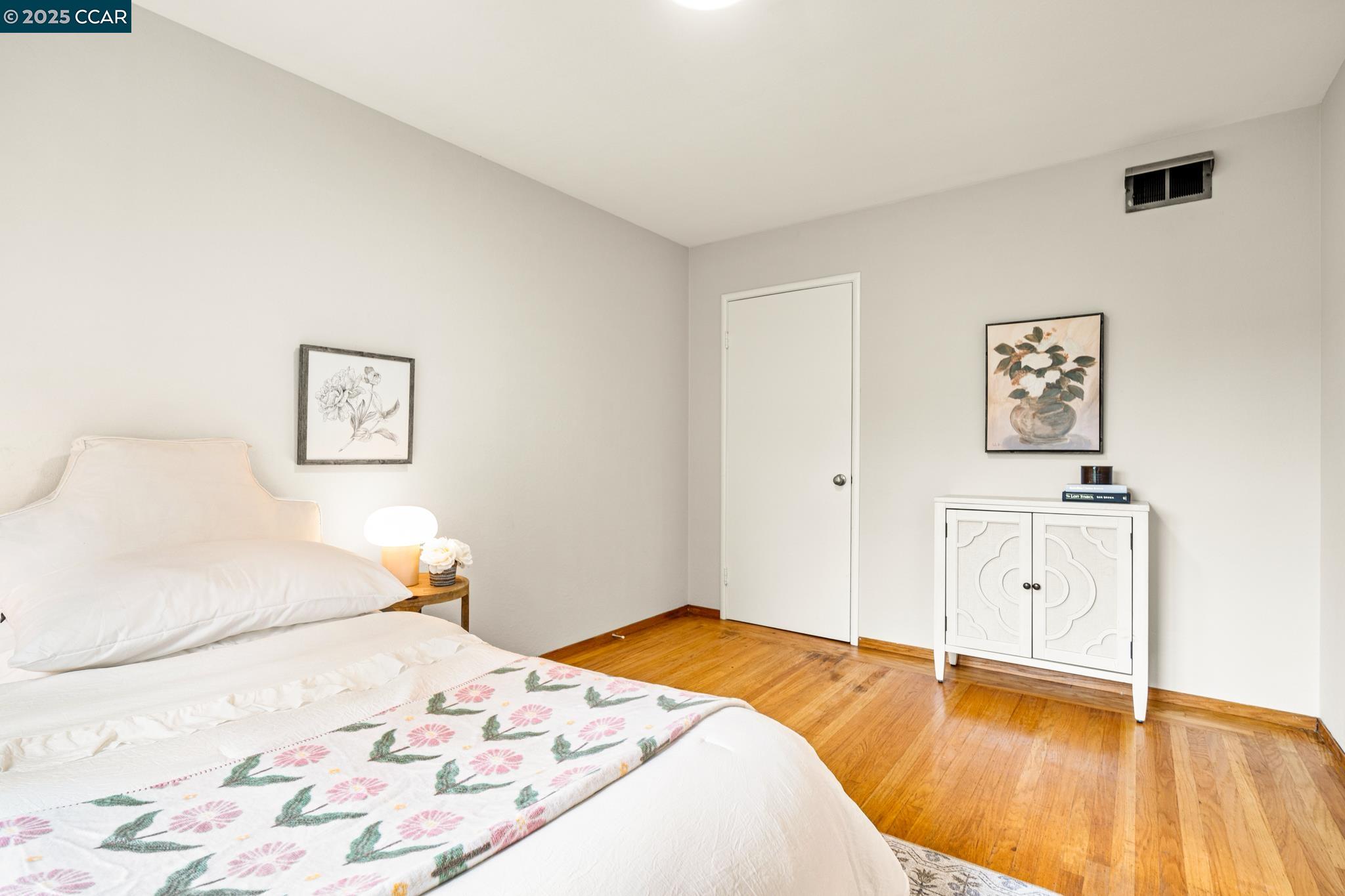 Photo #27: 41106058 Listing: Photo #27