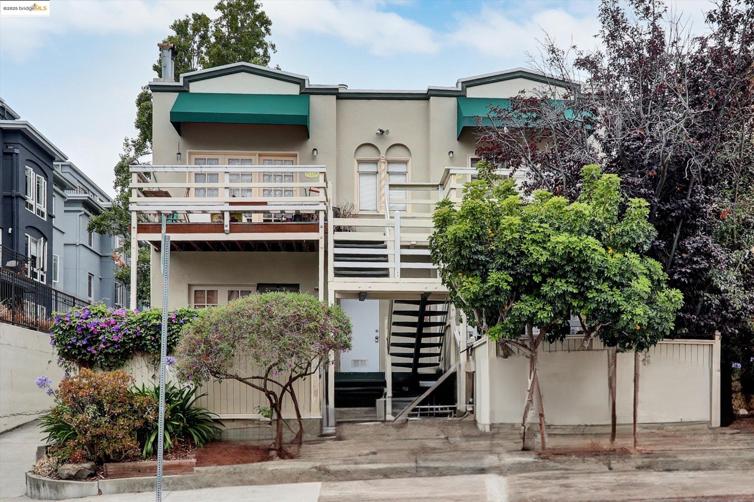 MLS: 41106059 Condo For Sale