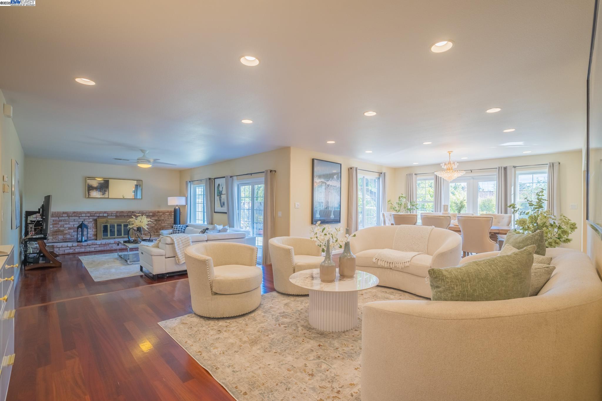 Detail Gallery Image 11 of 60 For 42001 via San Gabriel, Fremont,  CA 94539 - 5 Beds | 3 Baths