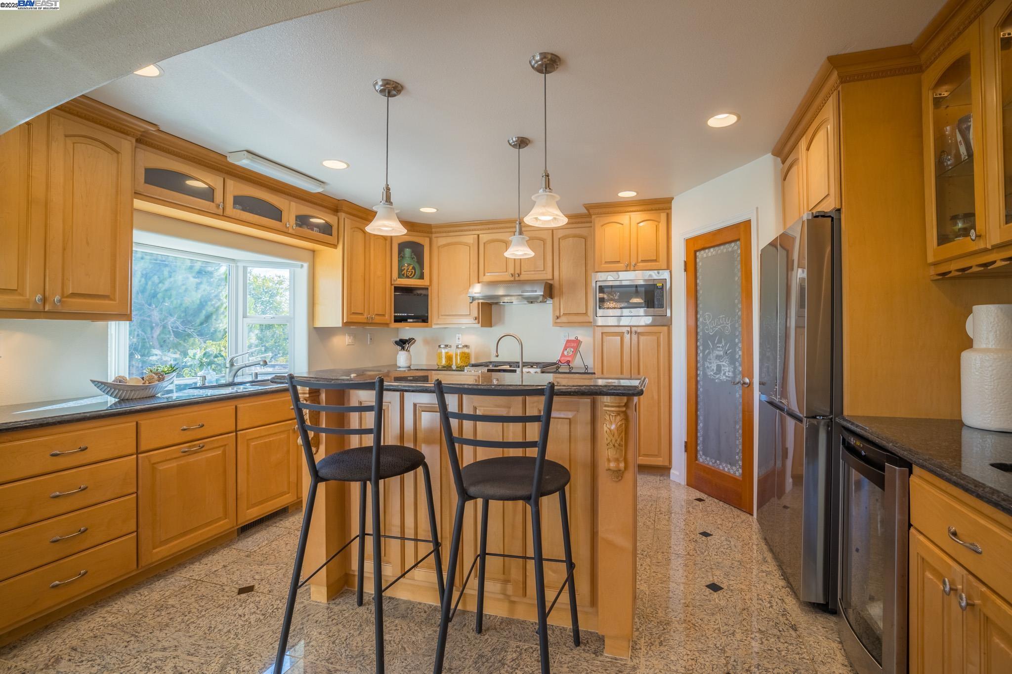 Detail Gallery Image 25 of 60 For 42001 via San Gabriel, Fremont,  CA 94539 - 5 Beds | 3 Baths