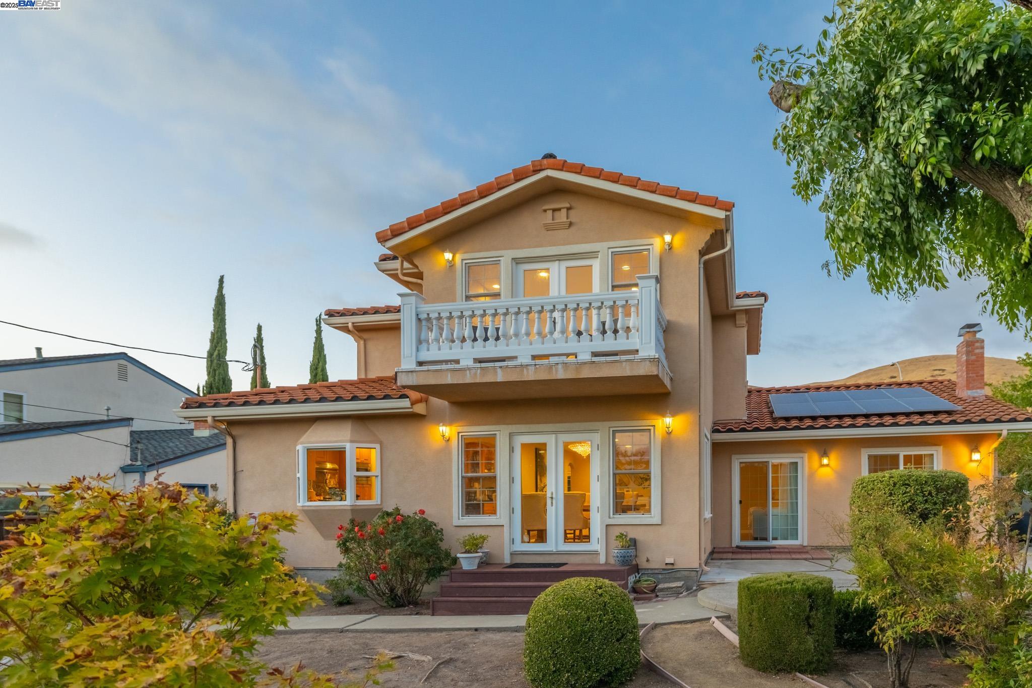 Detail Gallery Image 6 of 60 For 42001 via San Gabriel, Fremont,  CA 94539 - 5 Beds | 3 Baths