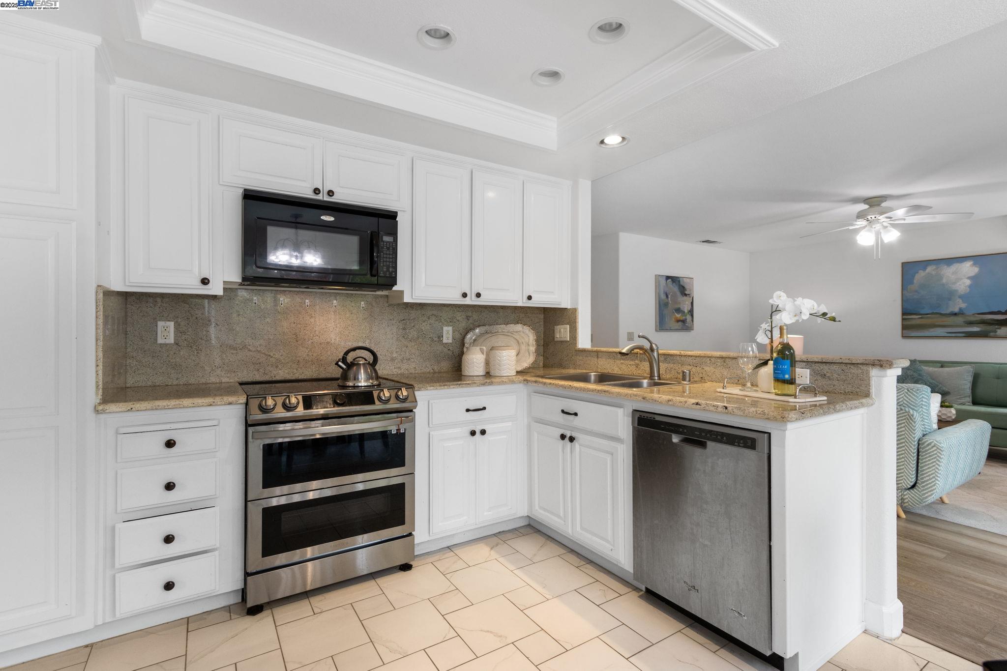 Detail Gallery Image 21 of 50 For 66 Edgegate Ct, Danville,  CA 94506 - 4 Beds | 3 Baths