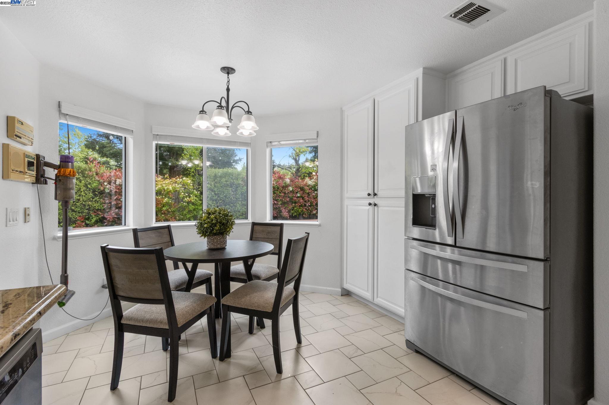 Detail Gallery Image 22 of 50 For 66 Edgegate Ct, Danville,  CA 94506 - 4 Beds | 3 Baths